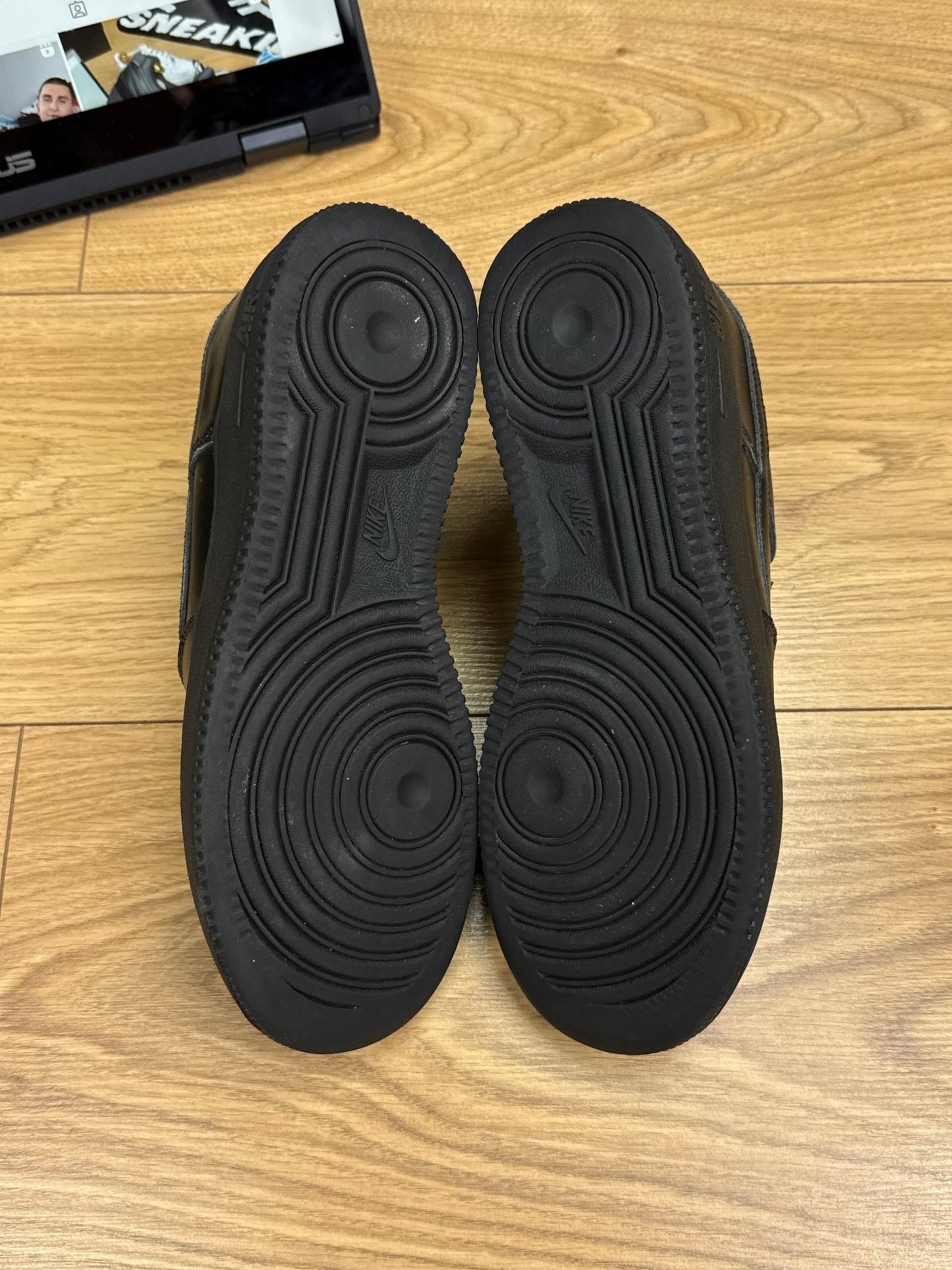 Nike Air Force 1 Low (38.5)