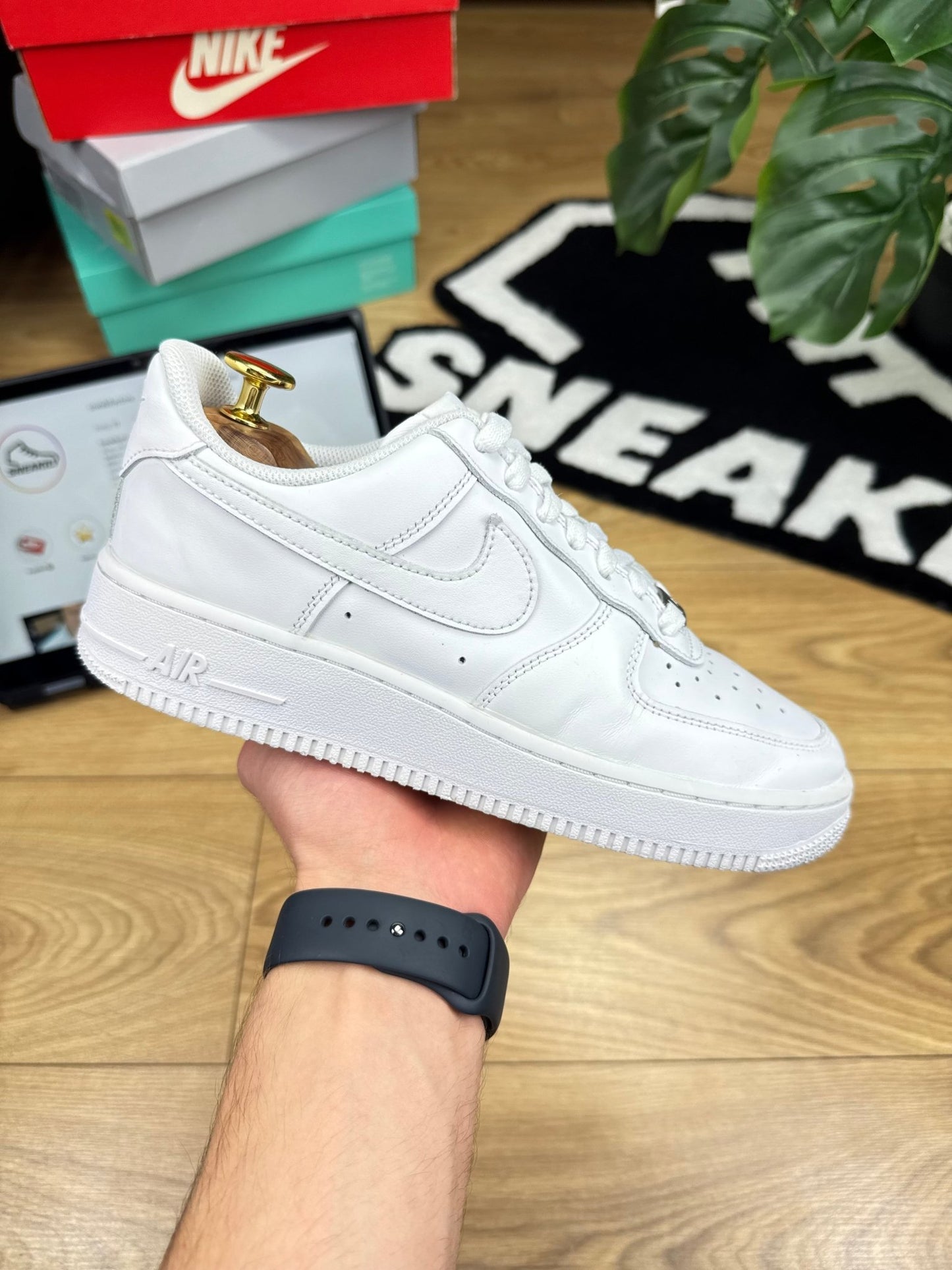 Nike Air Force 1 Low (38.5)
