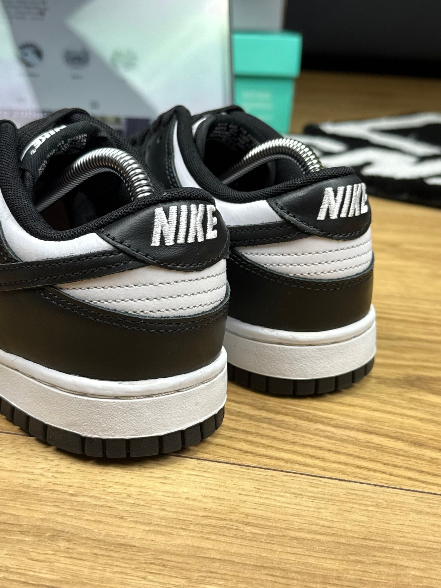 Nike Dunk low (40.5)