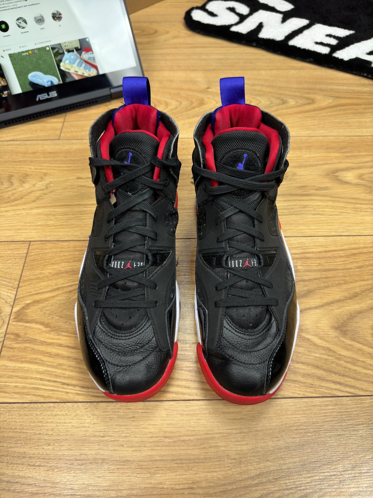 Nike Air Jordan Jumpman Two Trey (44)