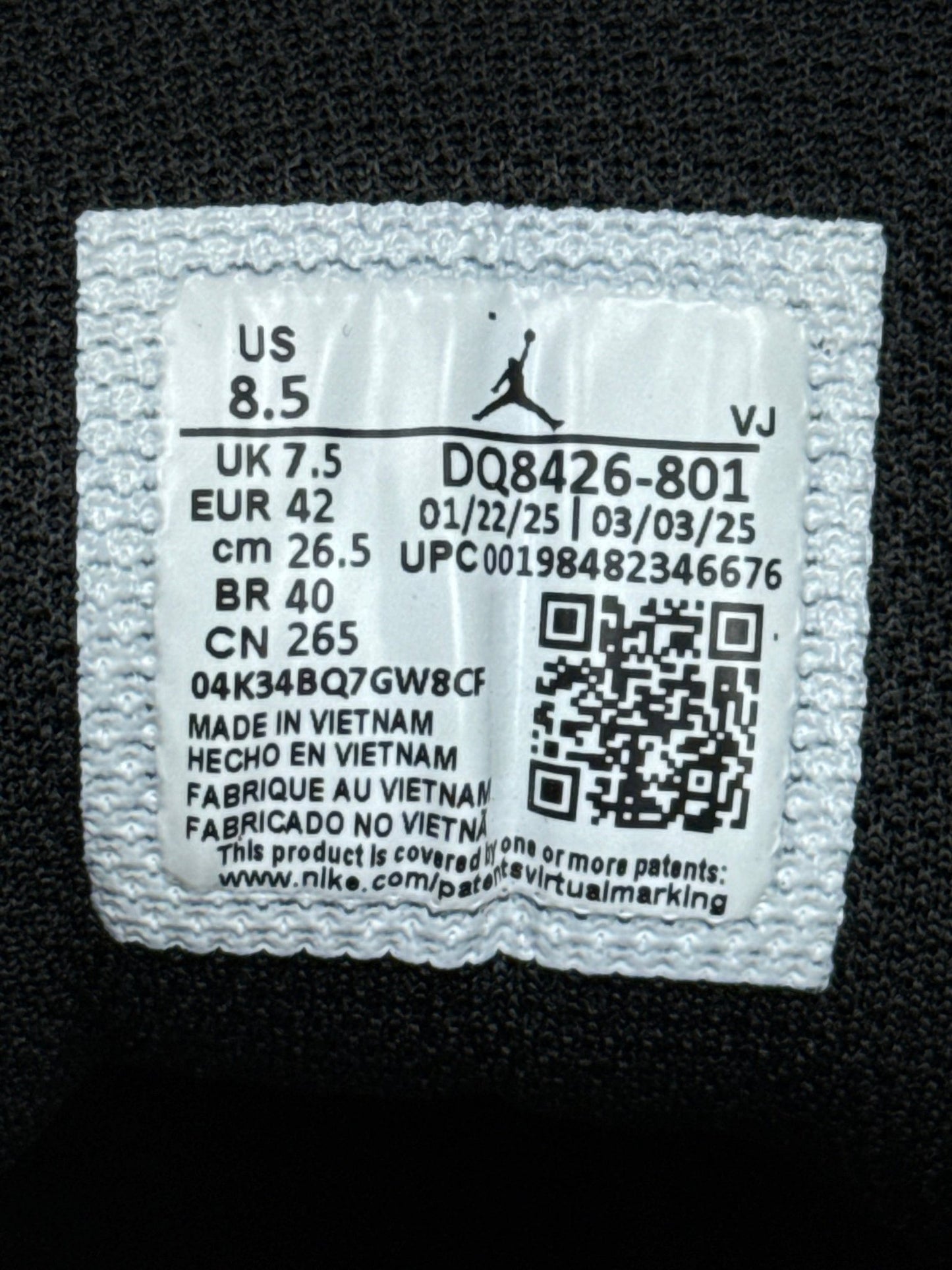 Nike Air Jordan 1 Mid (42)