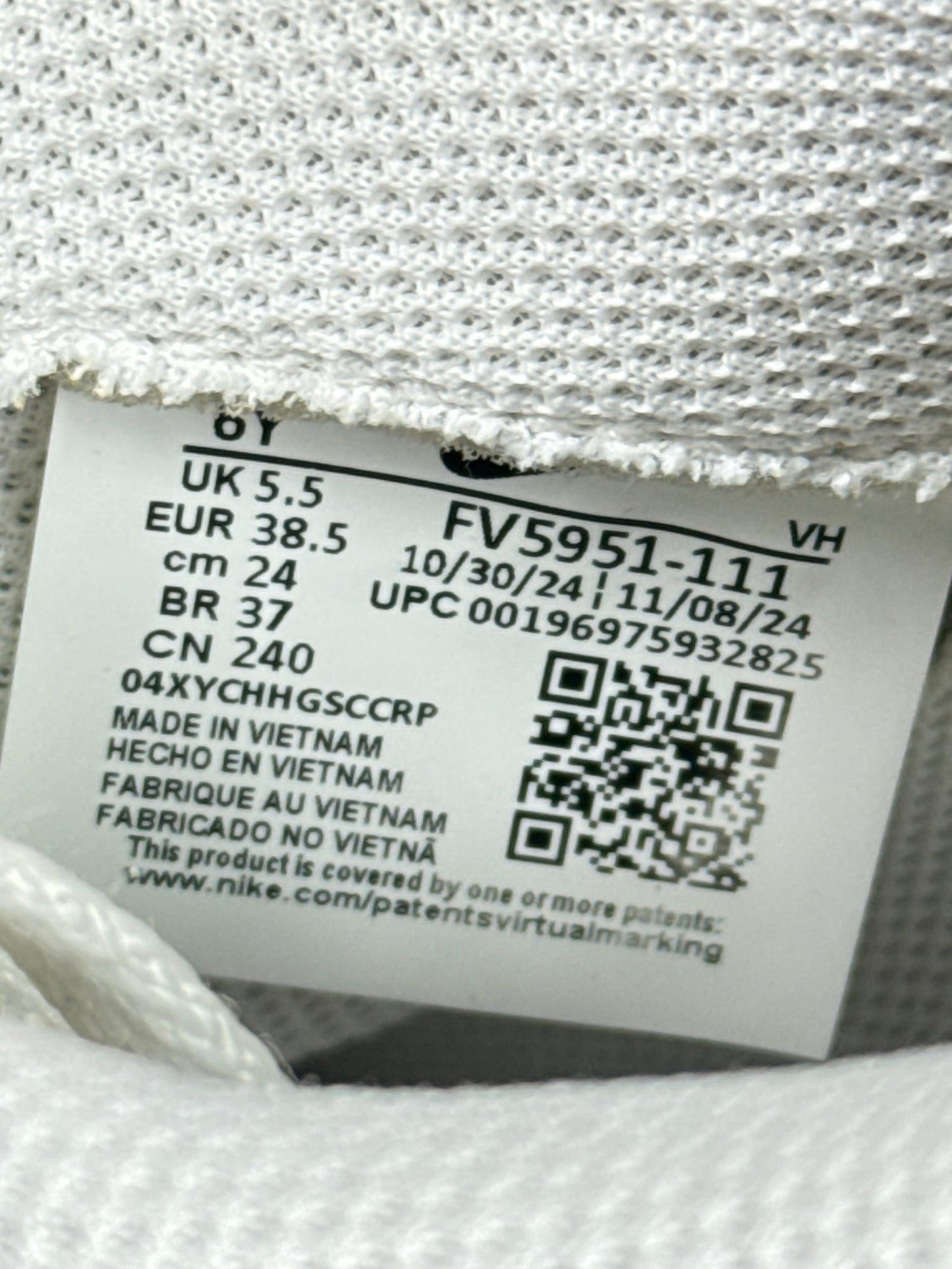 Nike Air Force 1 Low (38.5)