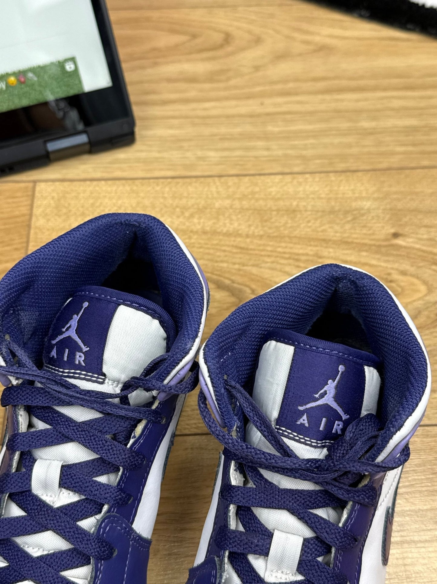 Nike Air Jordan 1 Mid (40)