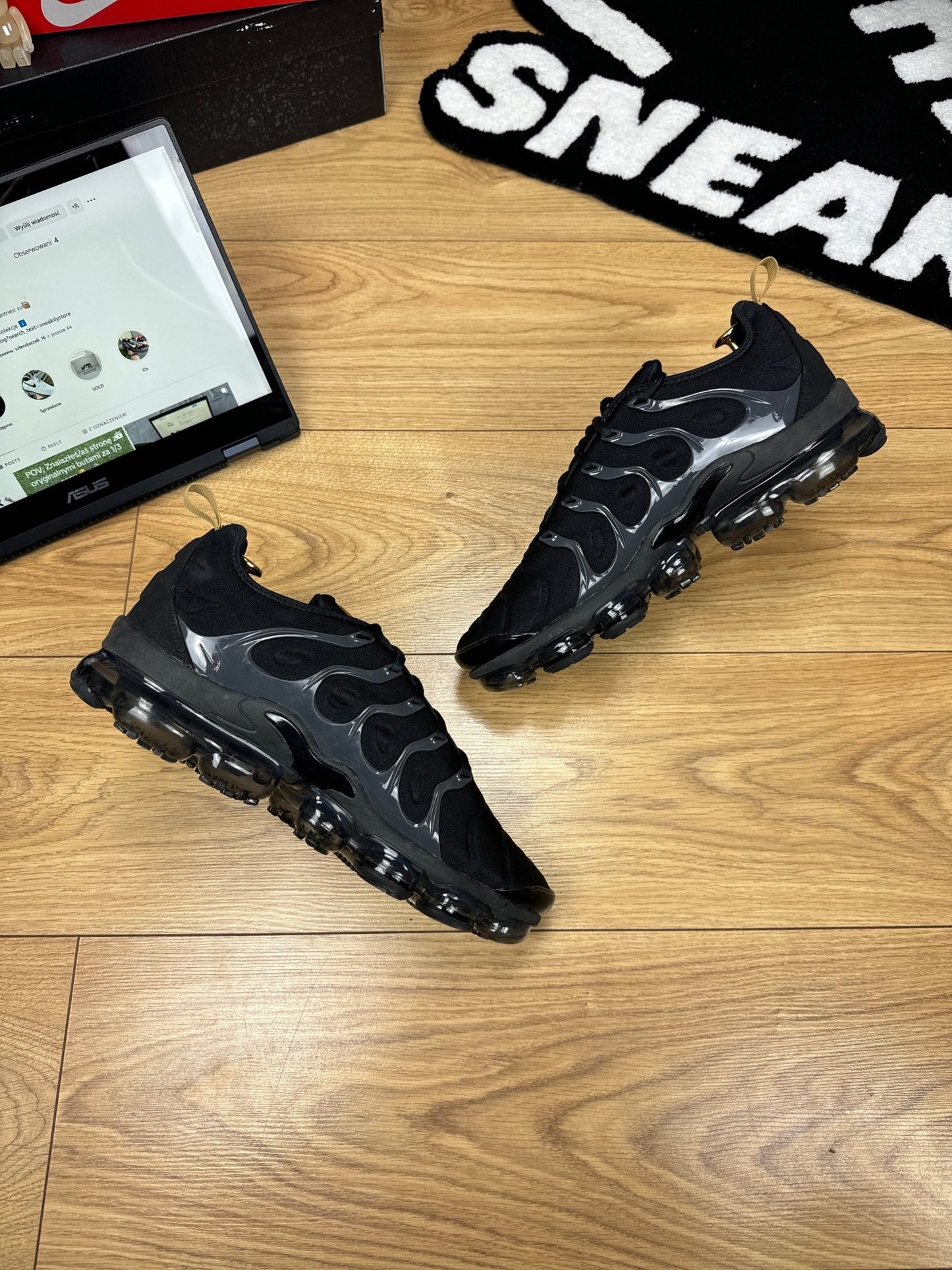 Nike Air Vapormax Plus (45.5)