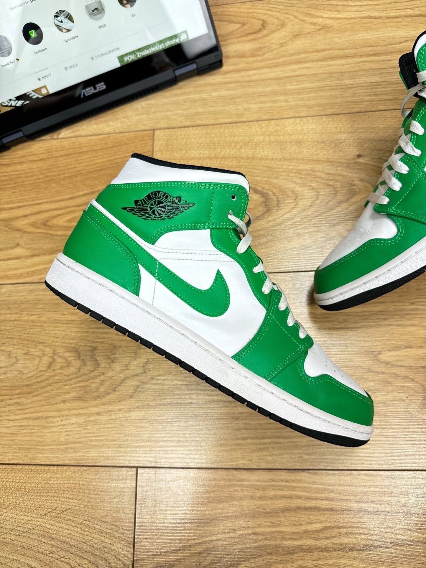 Nike Air Jordan 1 Mid (44)