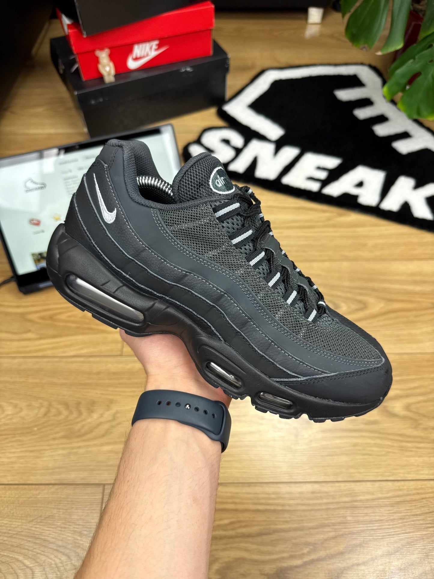 Nike Air Max 95 (42.5)
