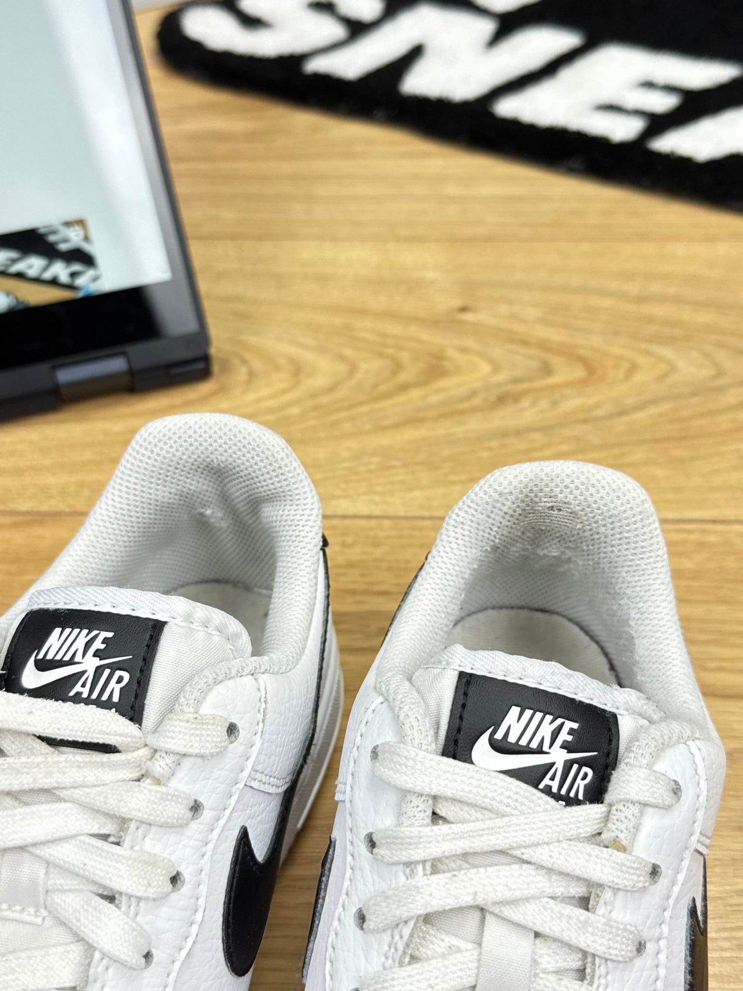 Nike Air Force 1 Low (38.5)