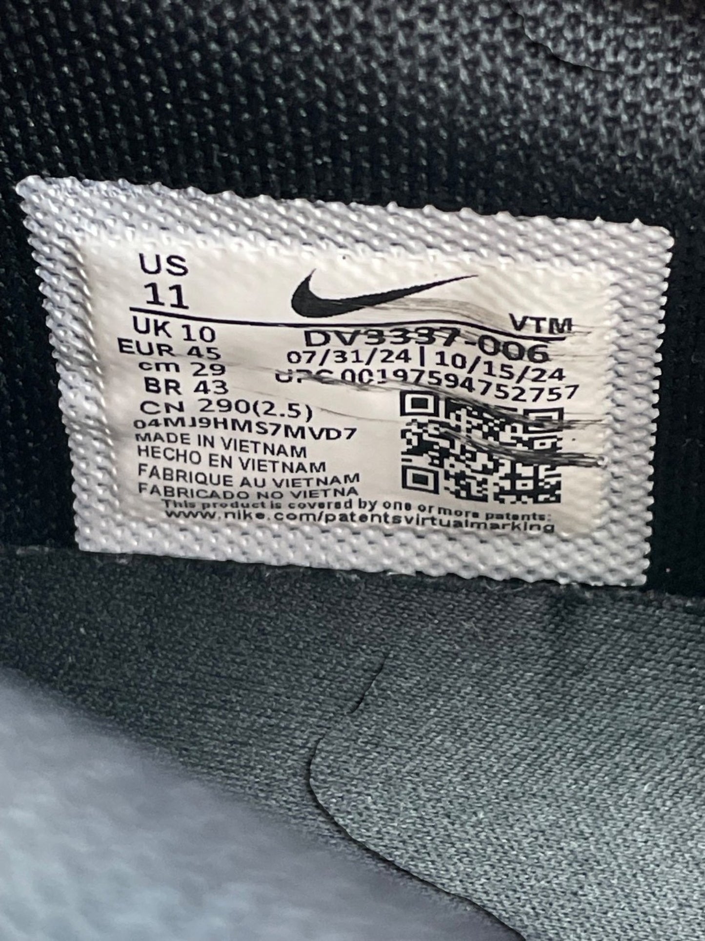Nike Air Max Dn Black Metallic Grey — buty sportowe męskie w bardzo dobrym stanie rozmiar 45, opcjonalne zdjęcie 2