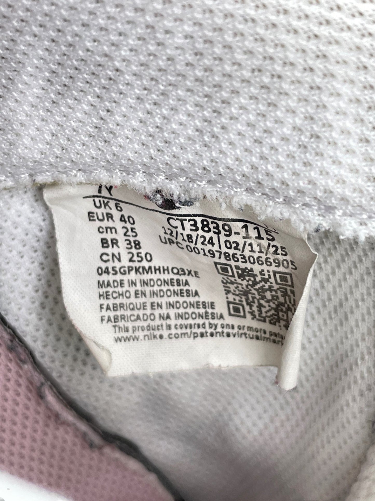 Nike Air Force 1 Low White/Medium Soft Pink — buty sportowe damskie w bardzo dobrym stanie rozmiar 40, opcjonalne zdjęcie 2