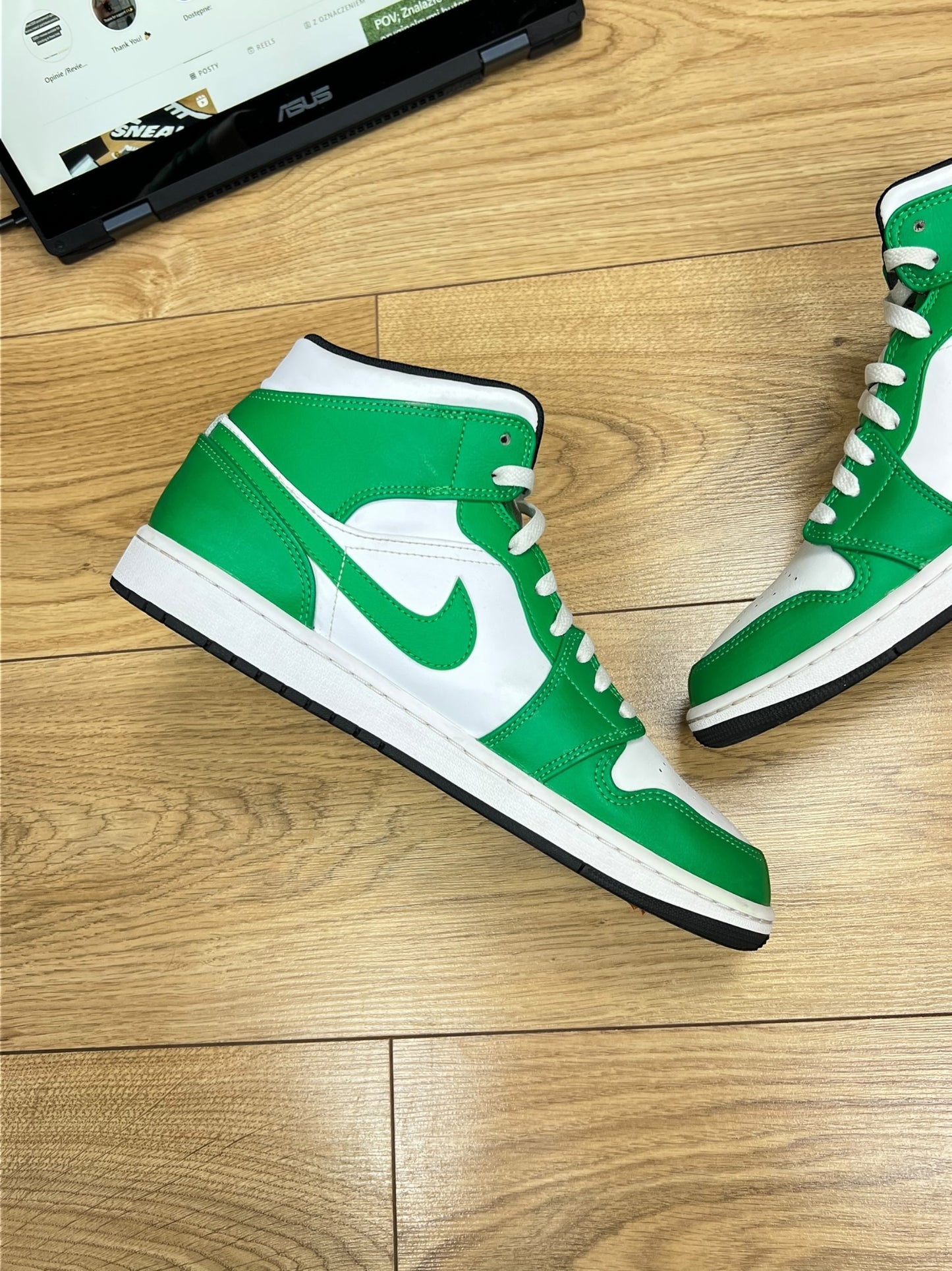 Nike Air Jordan 1 Mid (44.5)