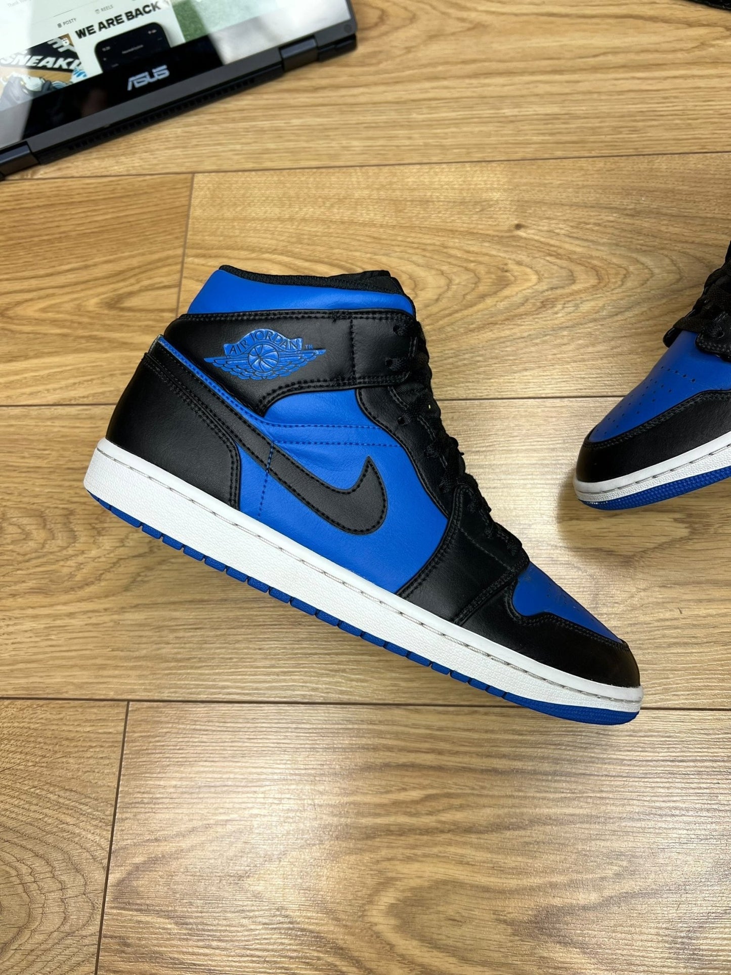 Nike Air Jordan 1 Mid (44)
