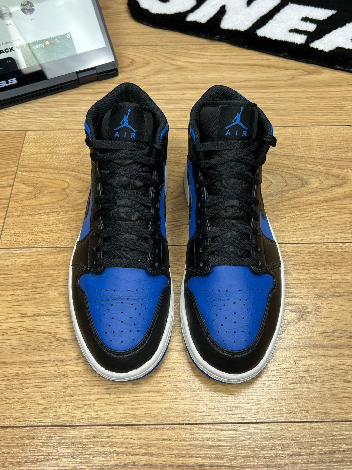 Nike Air Jordan 1 Mid (44)