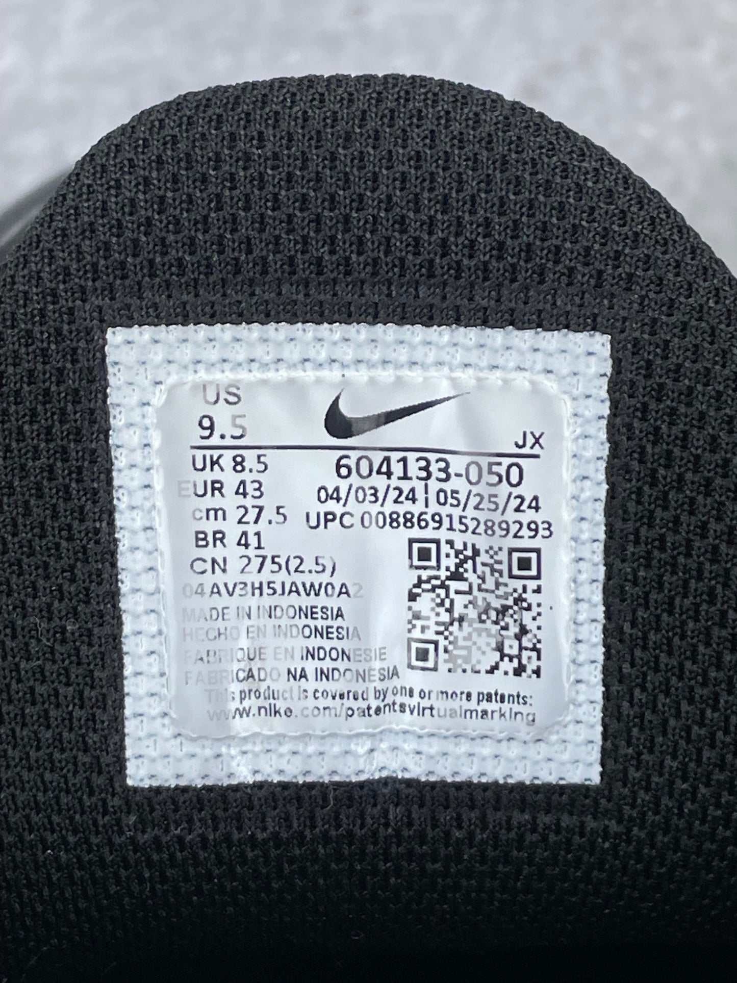 Nike Air Max Plus Triple Black - buty sportowe, opcjonalne zdjęcie 2