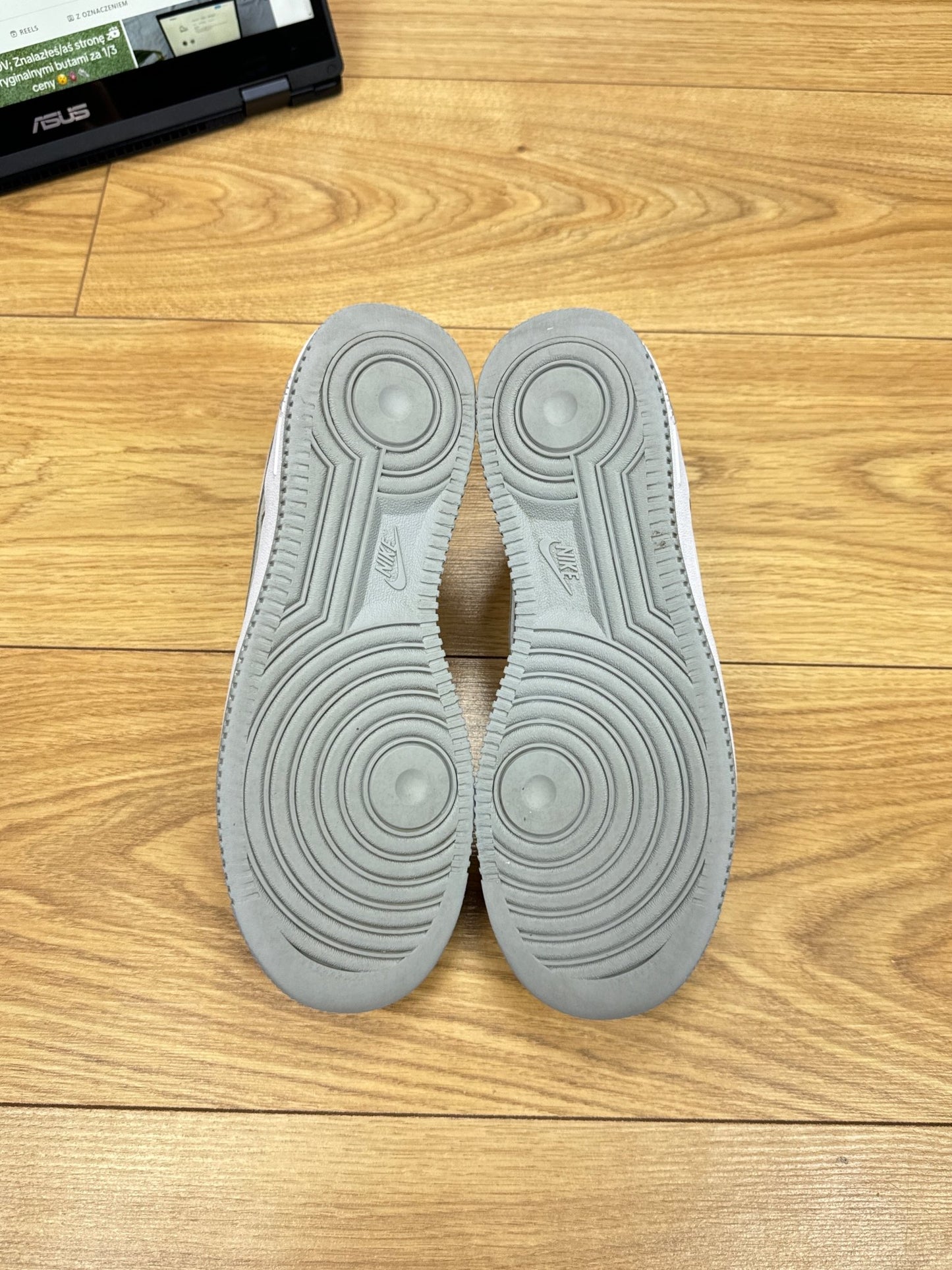 Nike Air Force 1 Low (39)