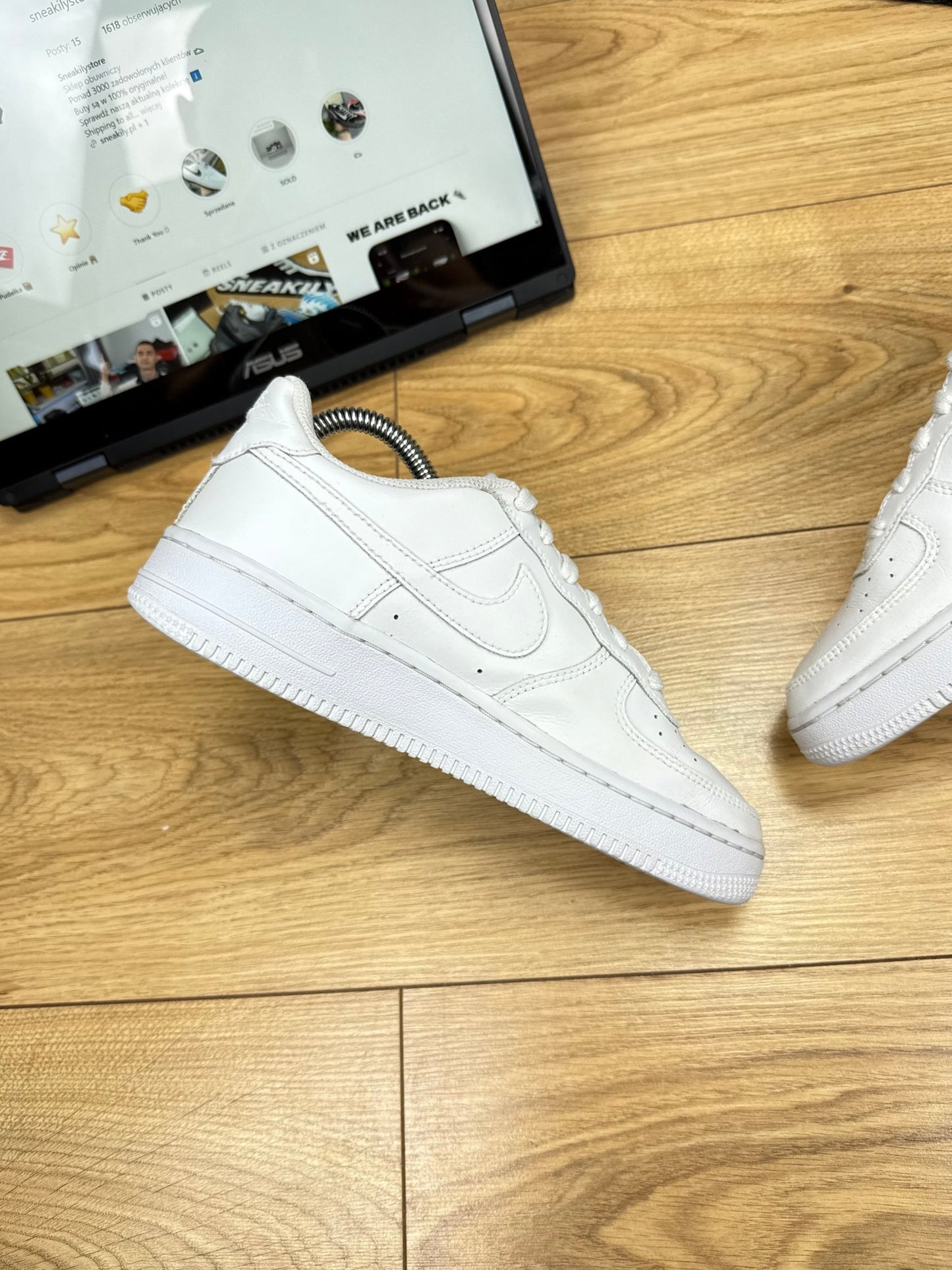 Nike Air Force 1 Low (37.5)