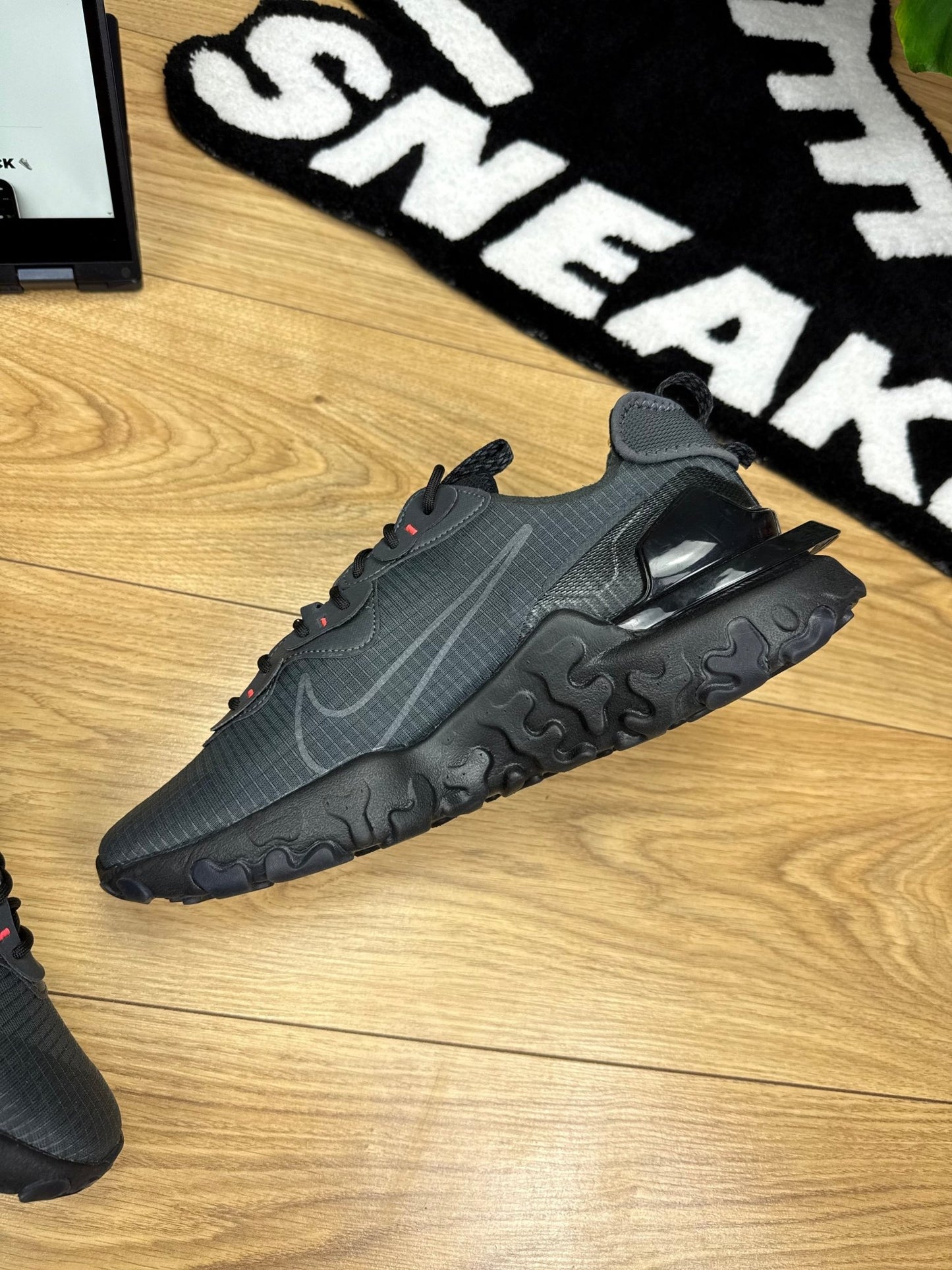 Nike React Vision (45.5)