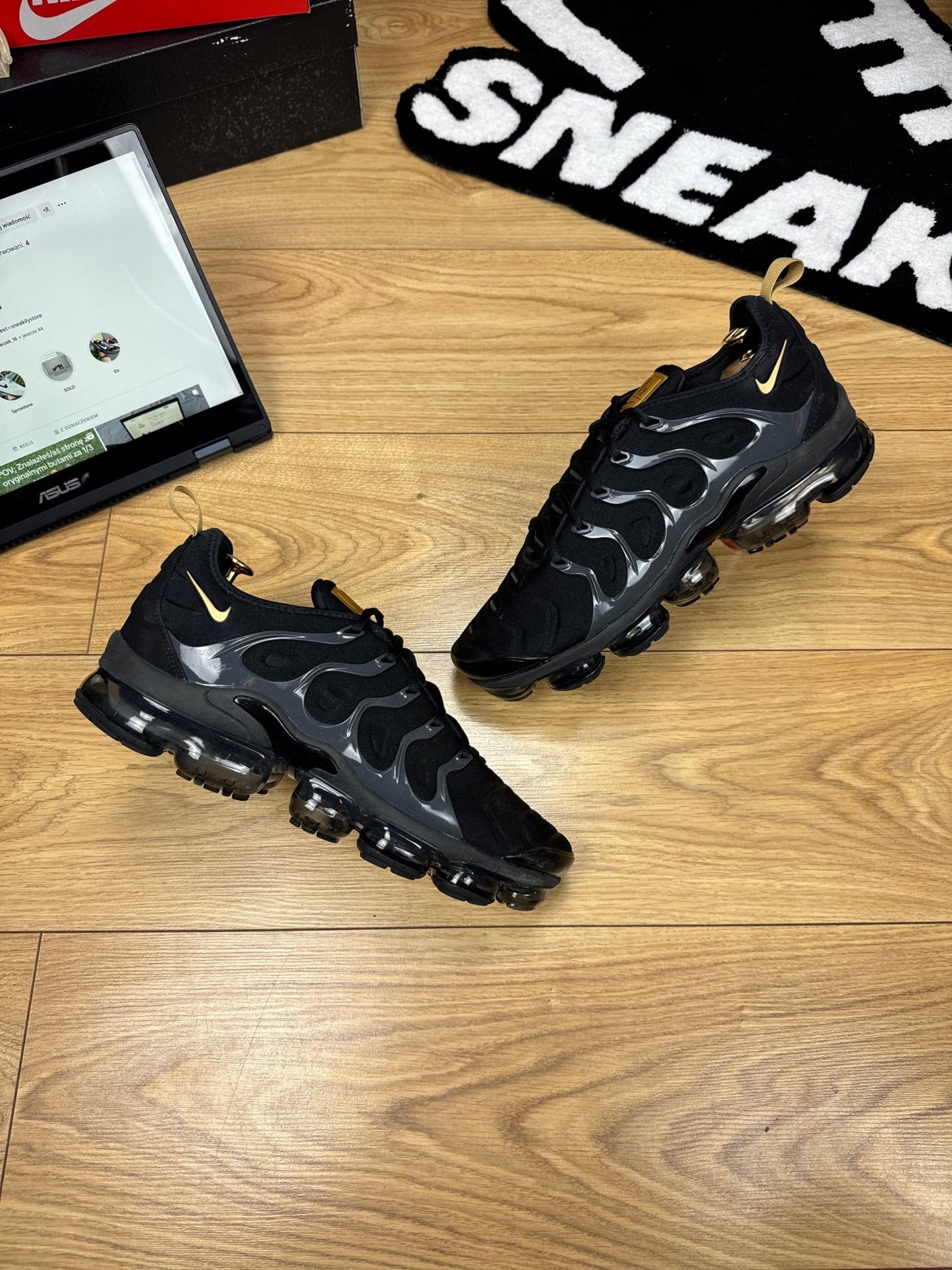 Nike Air Vapormax Plus (45.5)