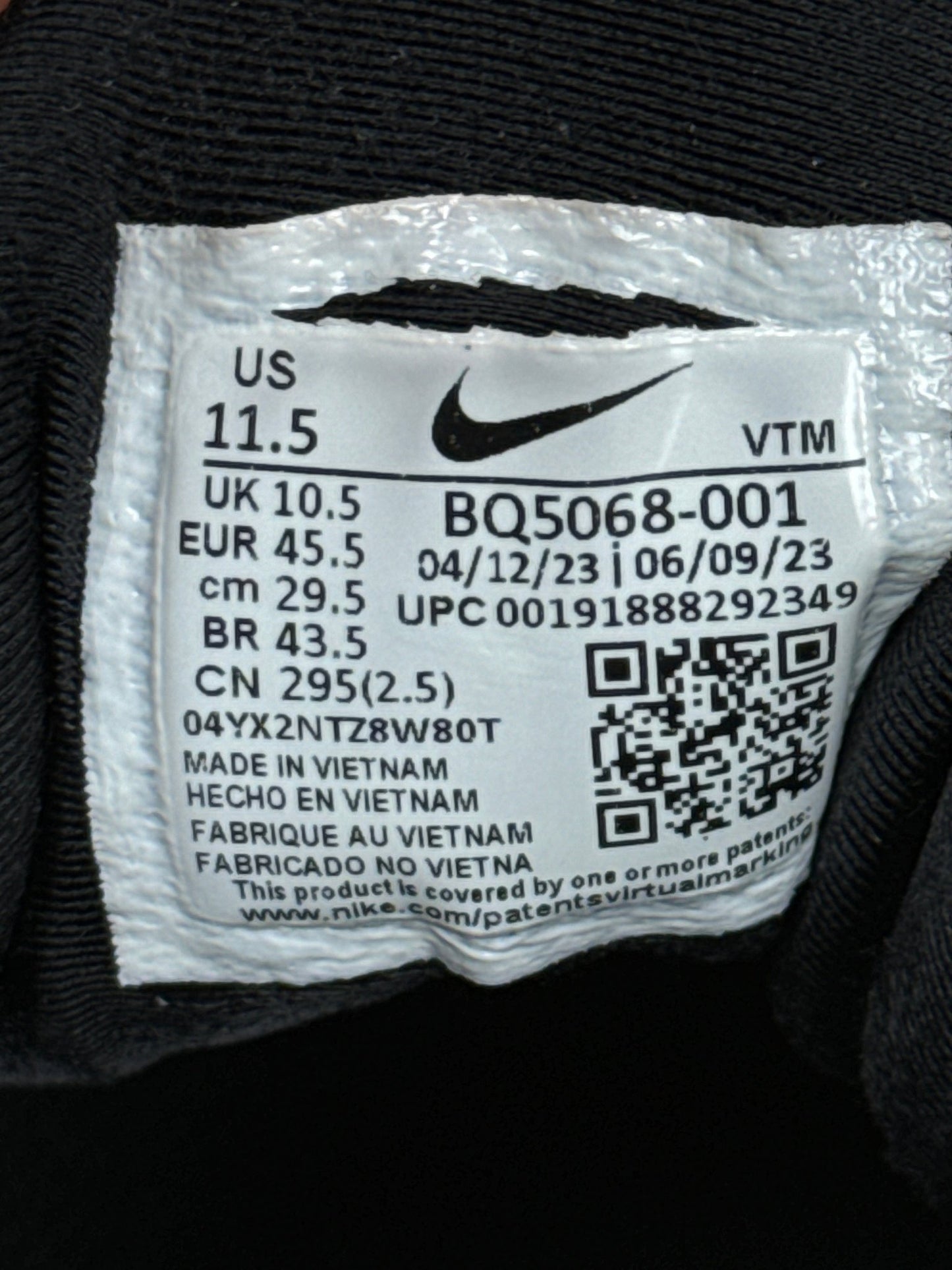 Nike Air Vapormax Plus (45.5)