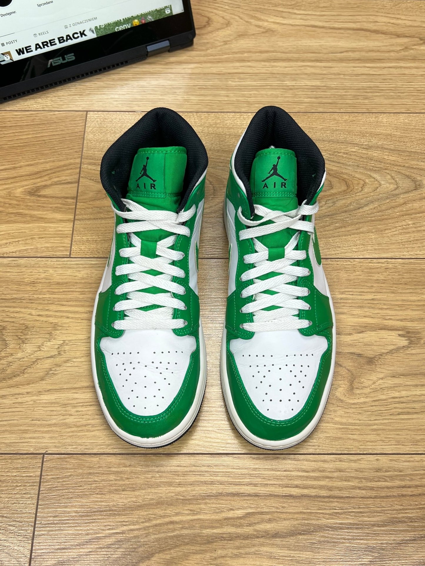 Nike Air Jordan 1 Mid (42.5)