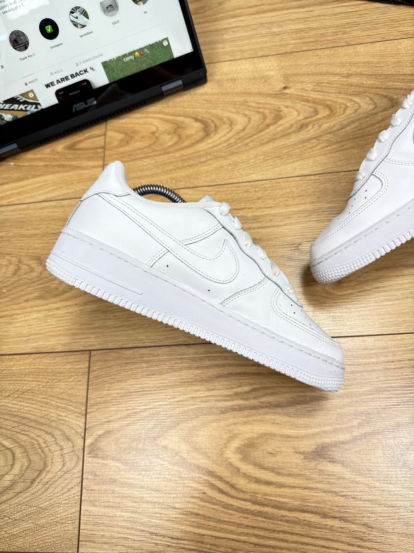 Nike Air Force 1 Low (40)