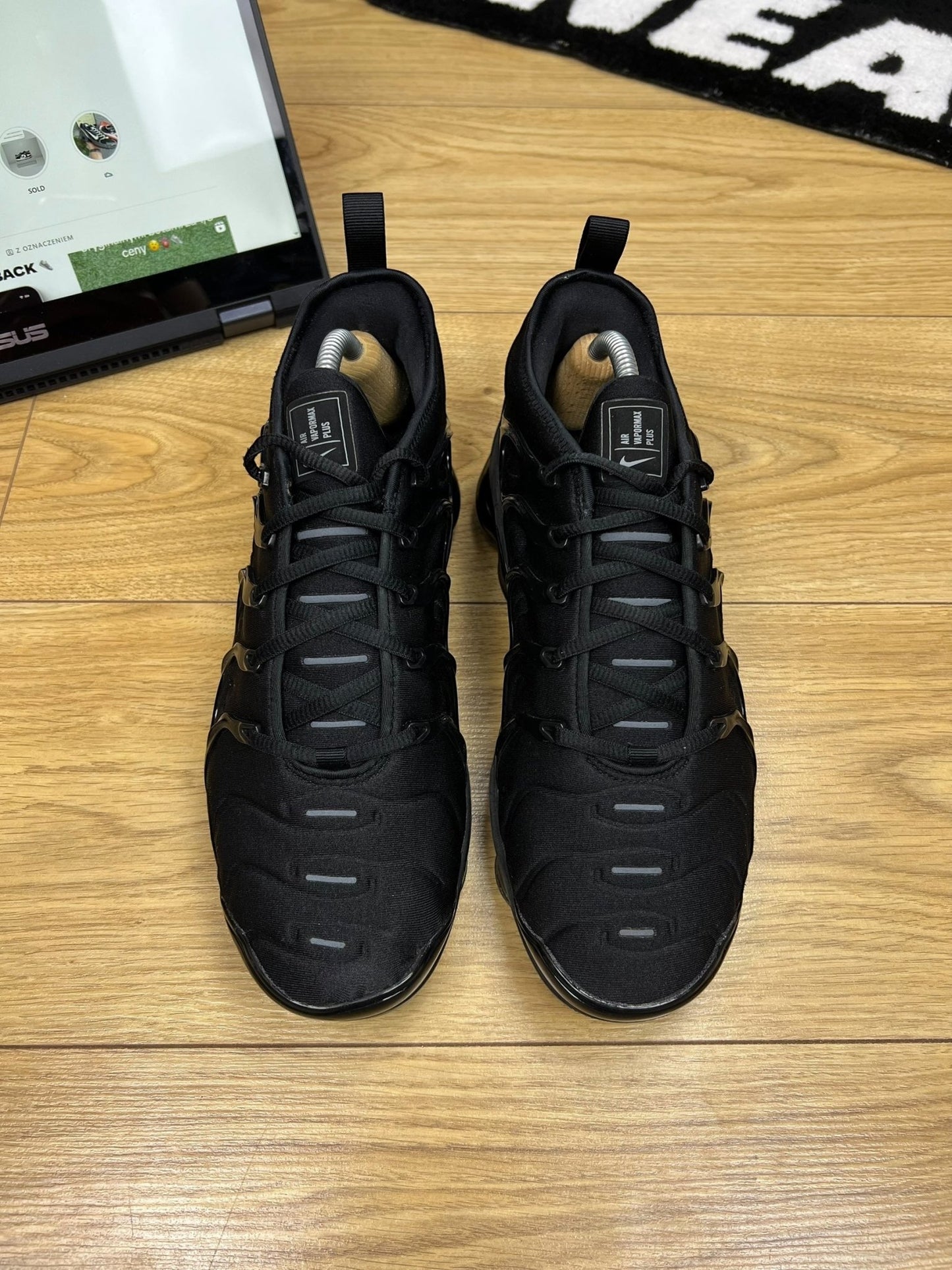 Nike Air Vapormax Plus (42.5)