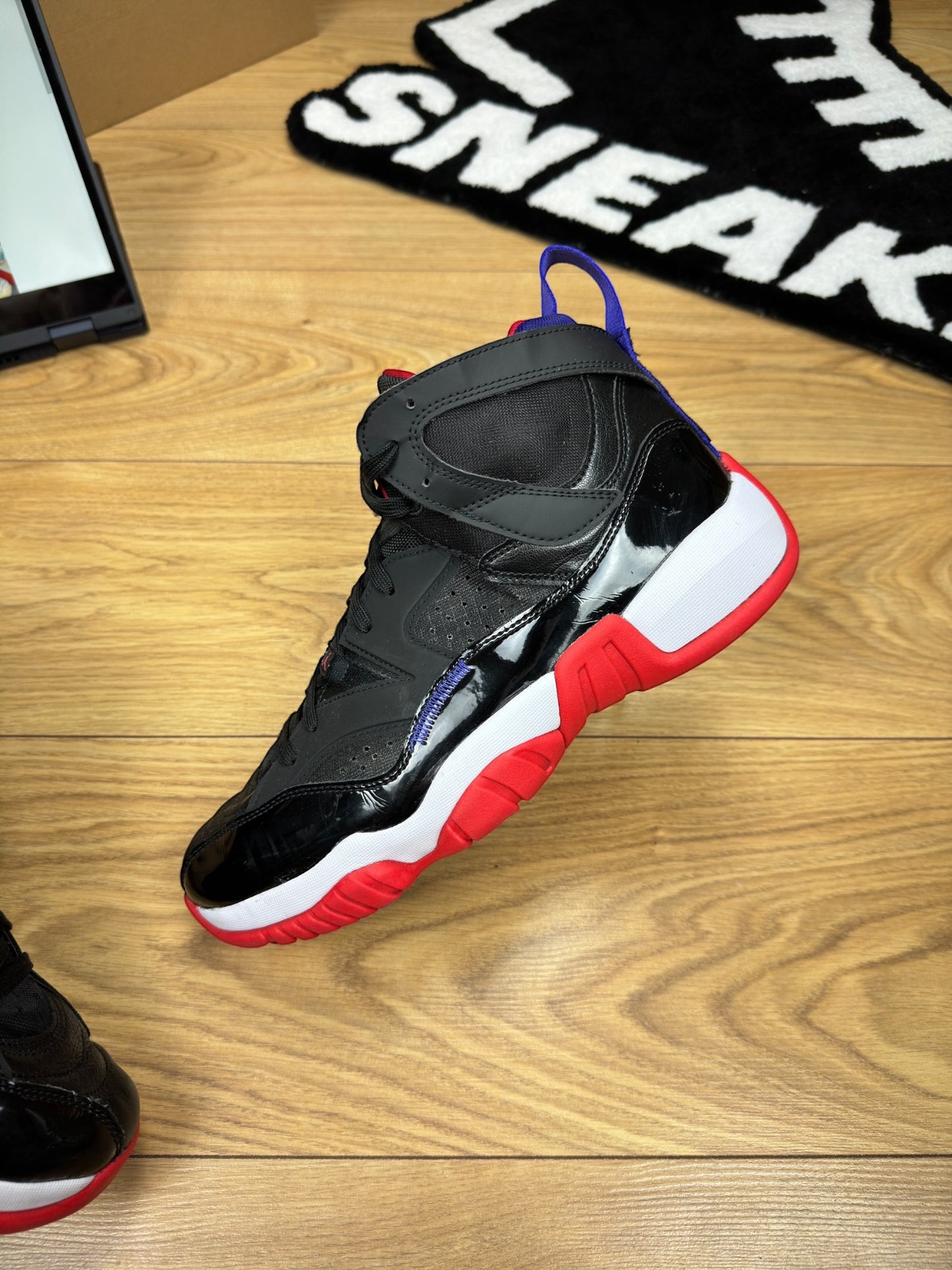 Nike Air Jordan Jumpman Two Trey (44)