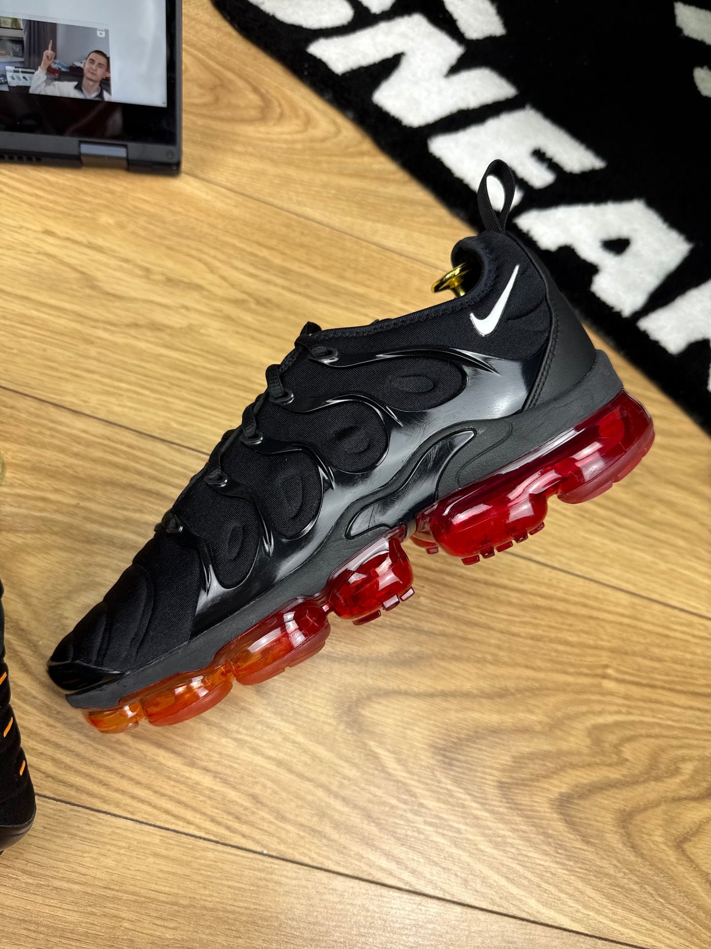 Nike Air Vapormax Plus (42.5)