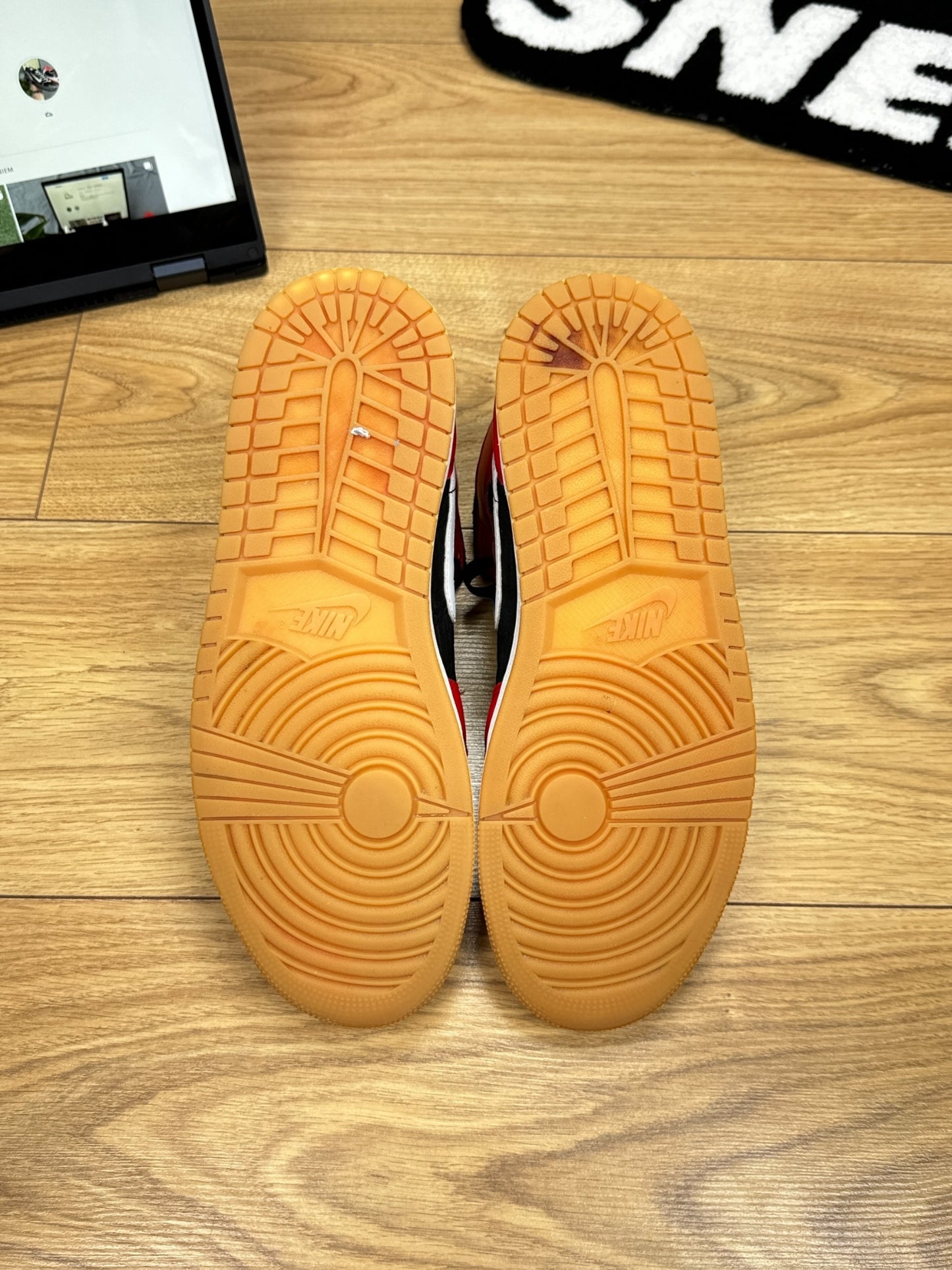 Nike Air Jordan 1 Mid (43)