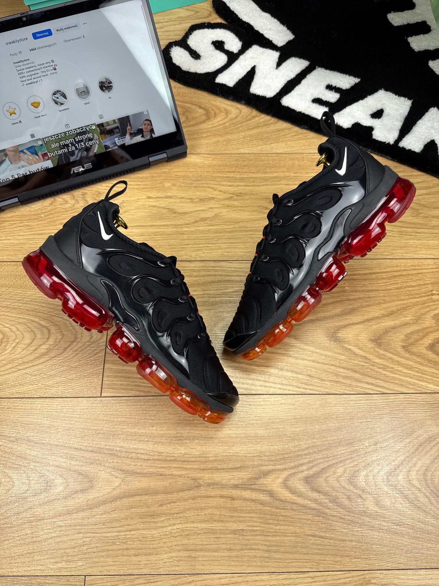 Nike Air Vapormax Plus (42.5)