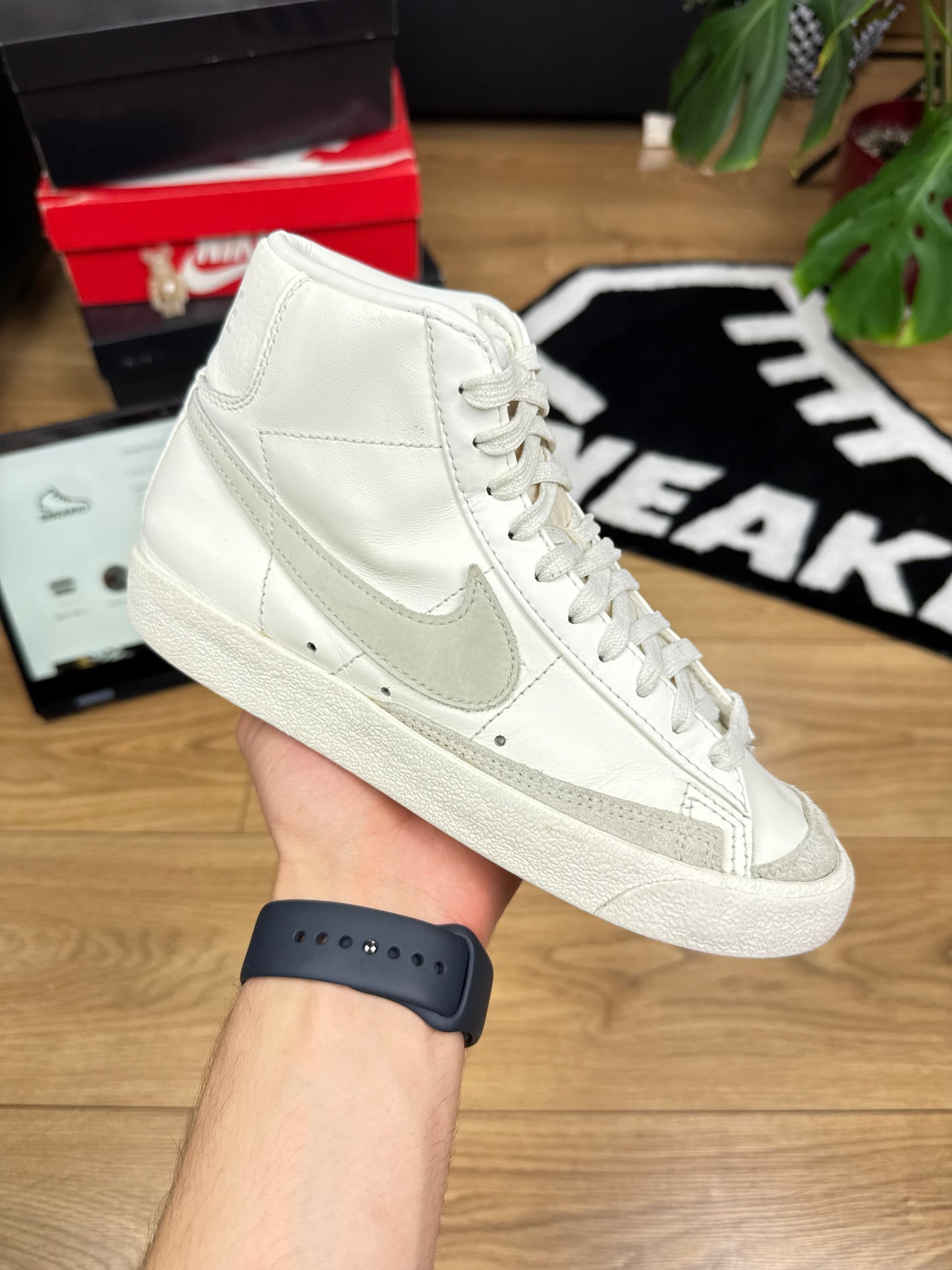 Nike Blazer Mid 77 (37.5)