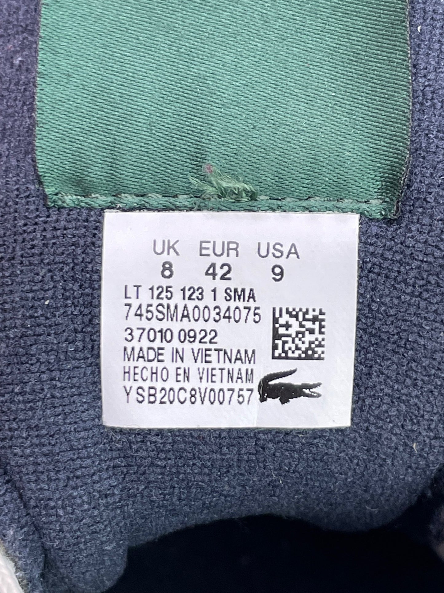 Lacoste LT 125 — buty sportowe męskie w bardzo dobrym stanie rozmiar 42, etykieta z kodem modelu