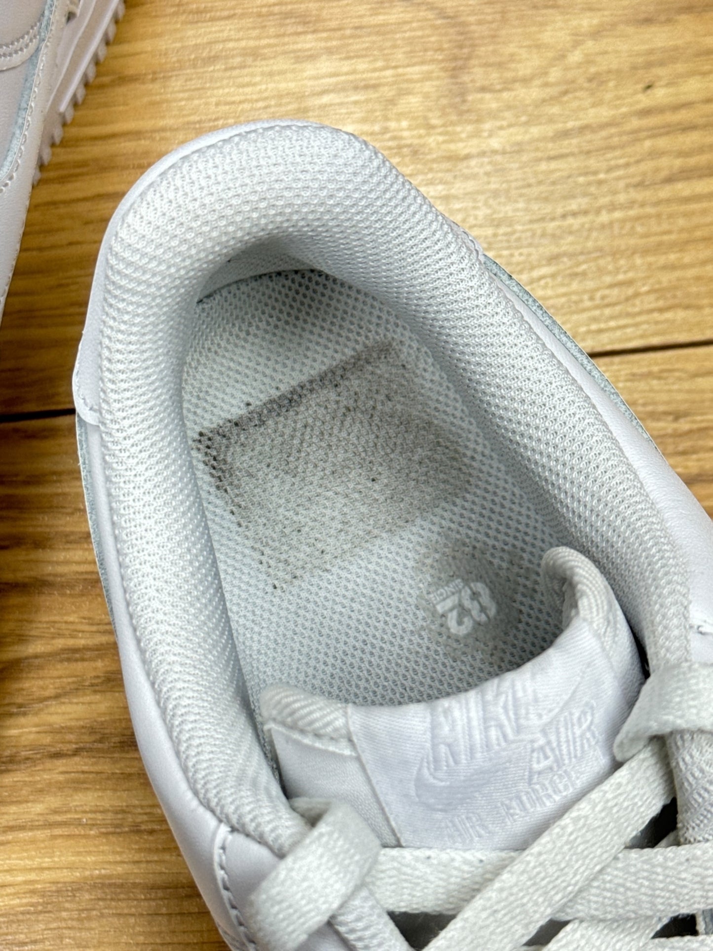 Nike Air Force 1 Low (41)
