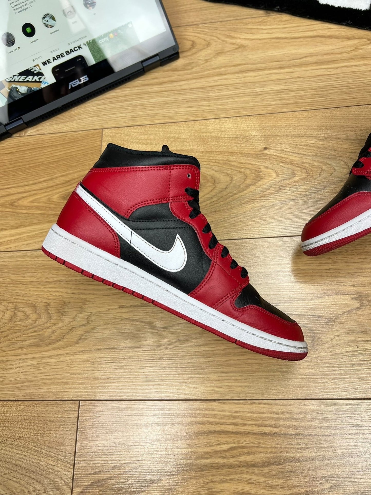 Nike Air Jordan 1 Mid (42.5)