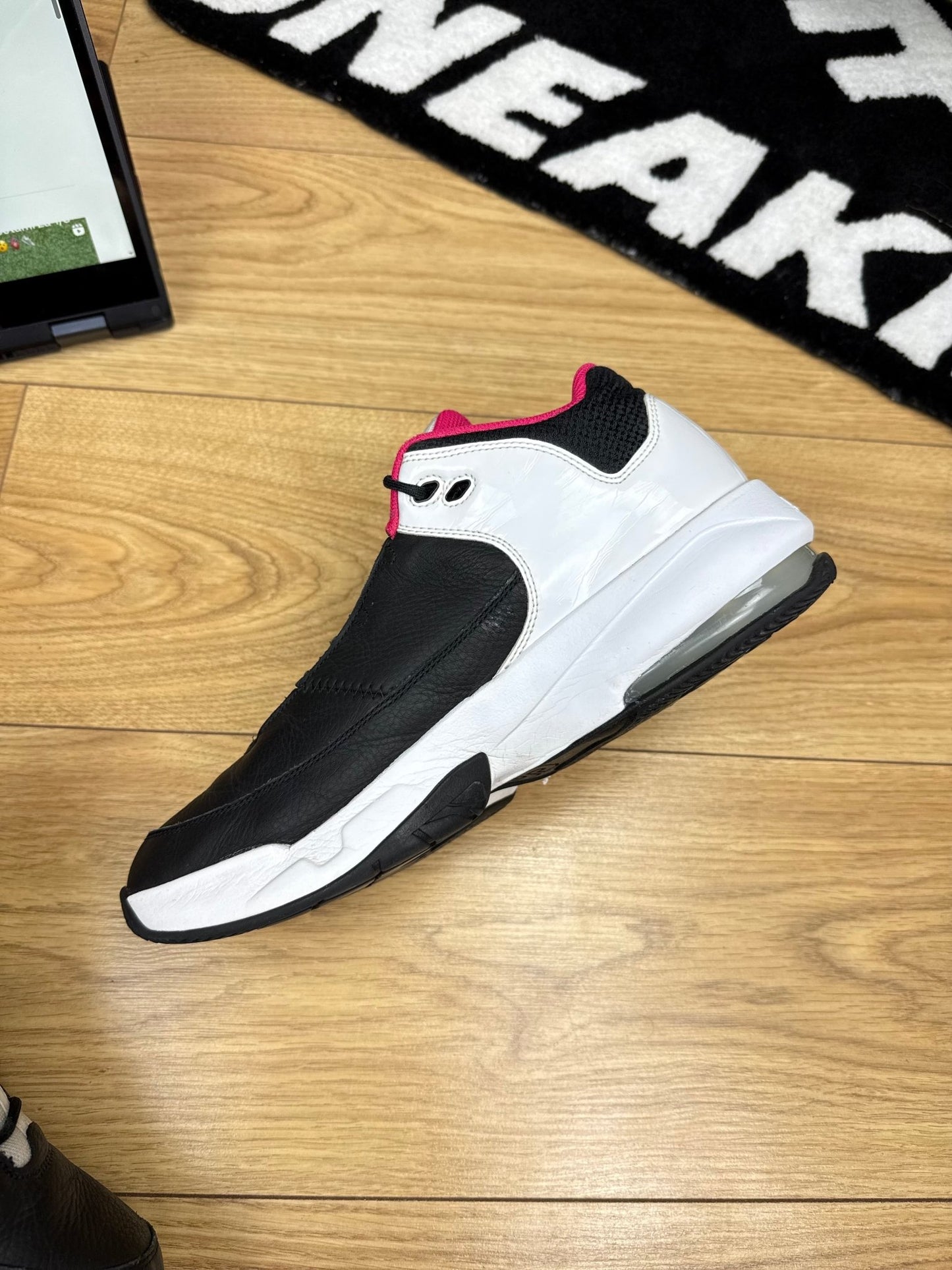 Nike Air Jordan Max Aura 3 (44)