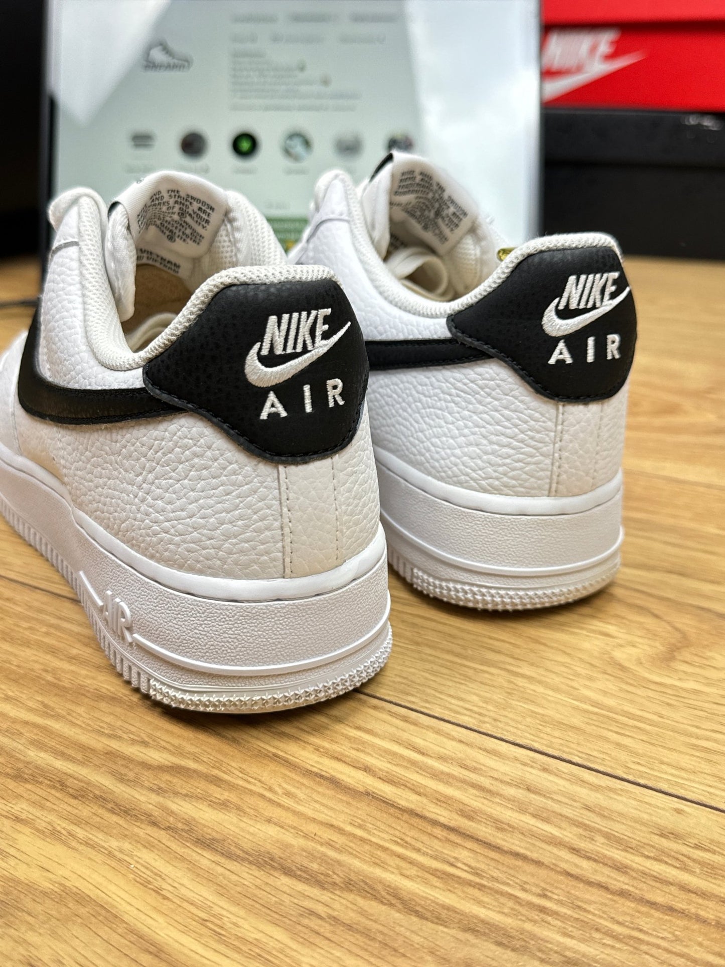 Nike Air Force 1 Low (42.5)