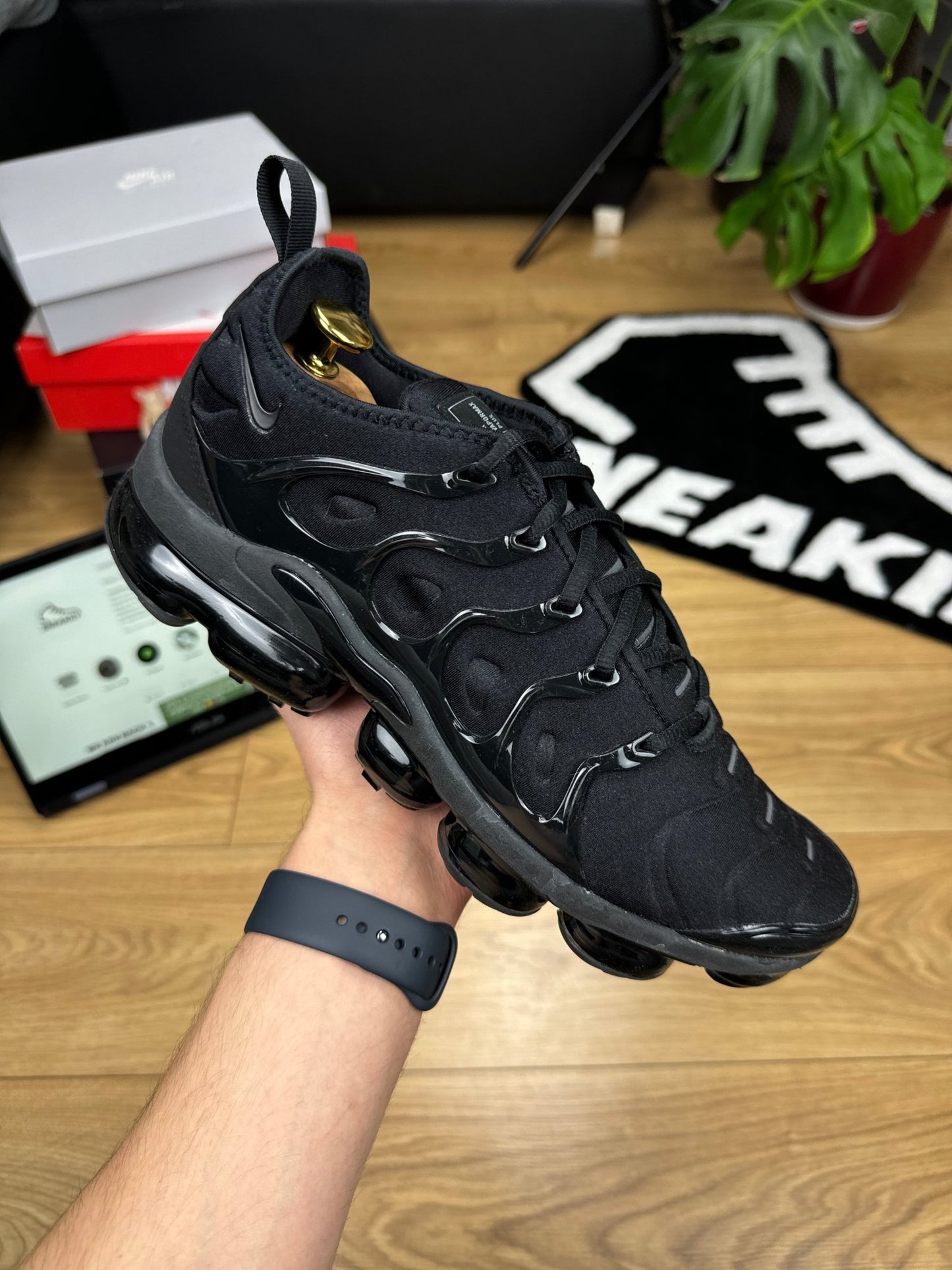 Nike Air Vapormax Plus (44)