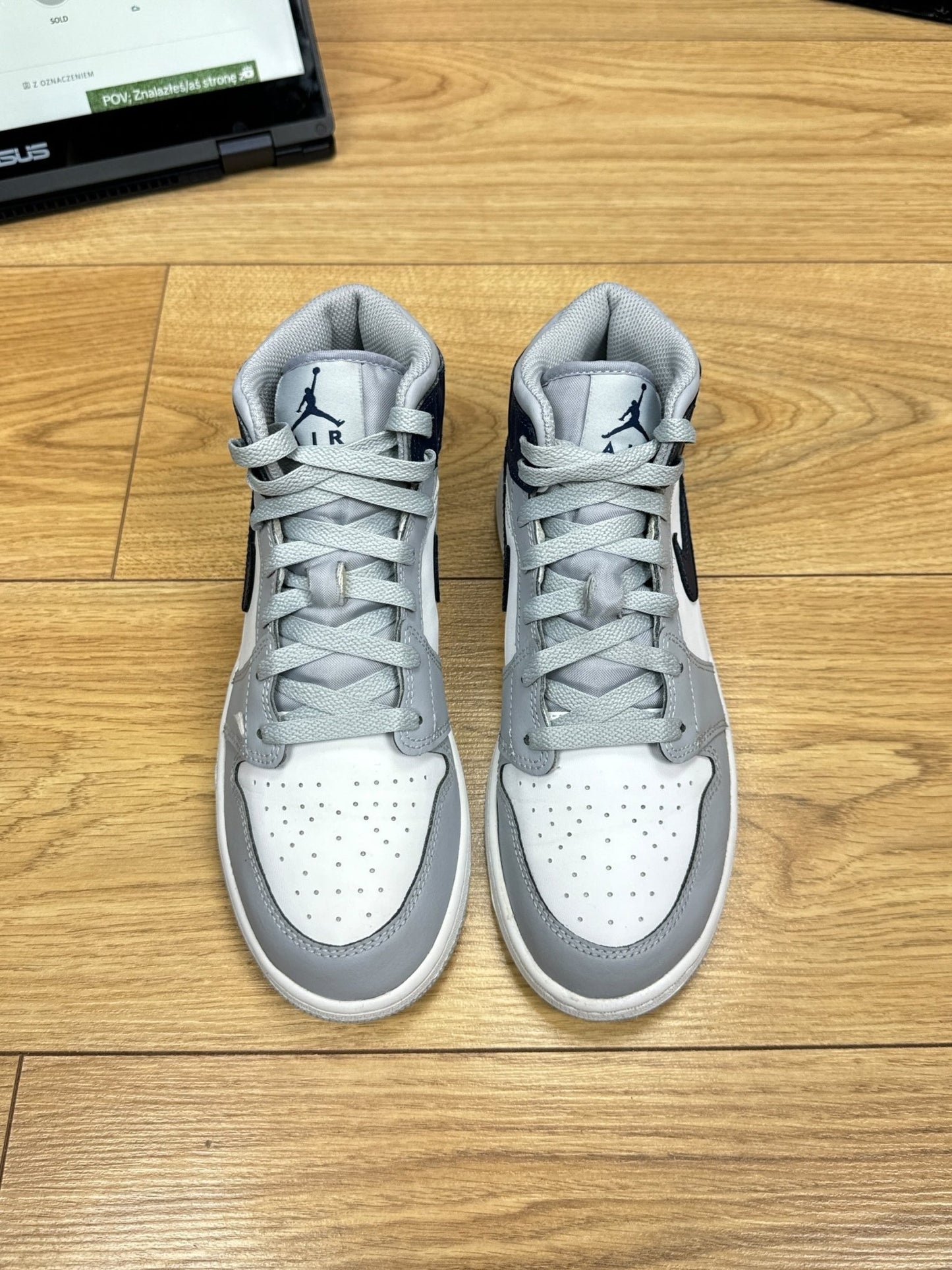 Nike Air Jordan 1 Mid (38.5)