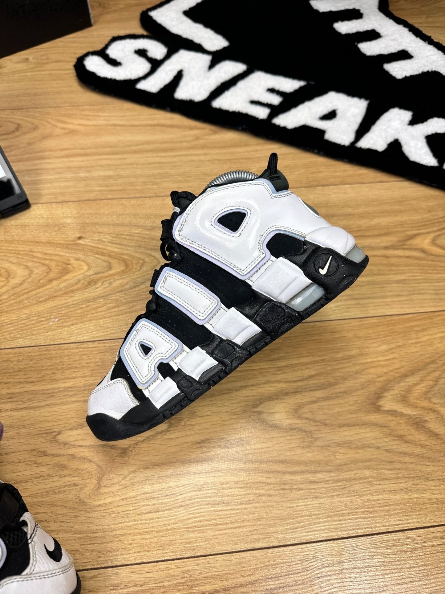 Nike Air More Uptempo 96 (36.5)