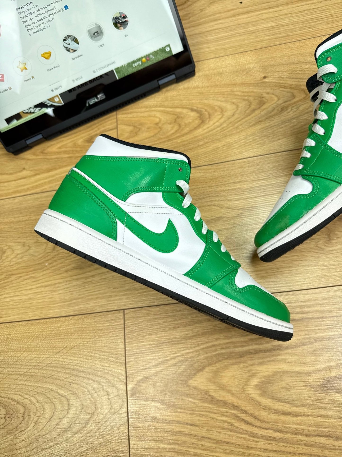 Nike Air Jordan 1 Mid (43)
