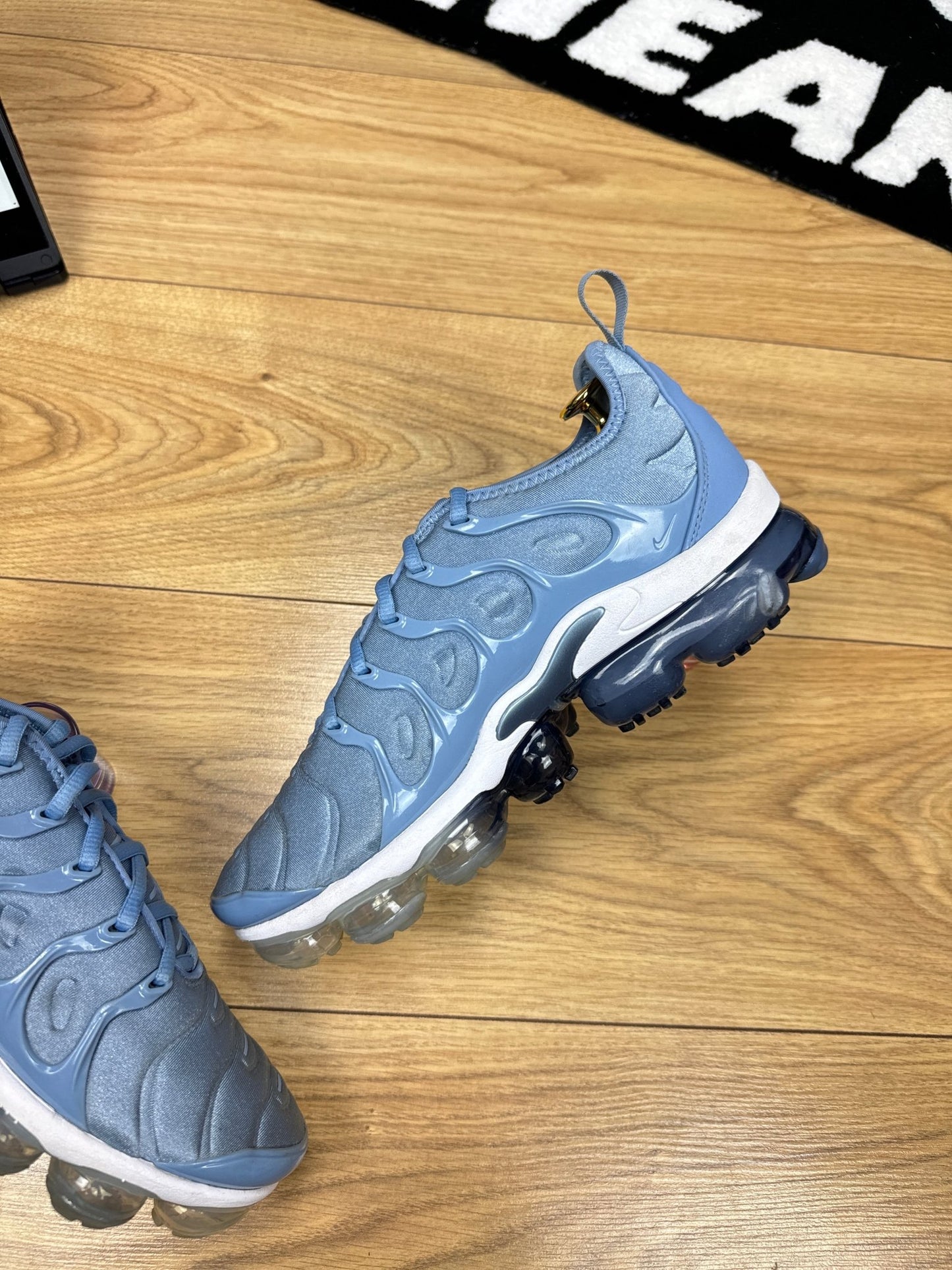 Nike Air Vapormax Plus (41)