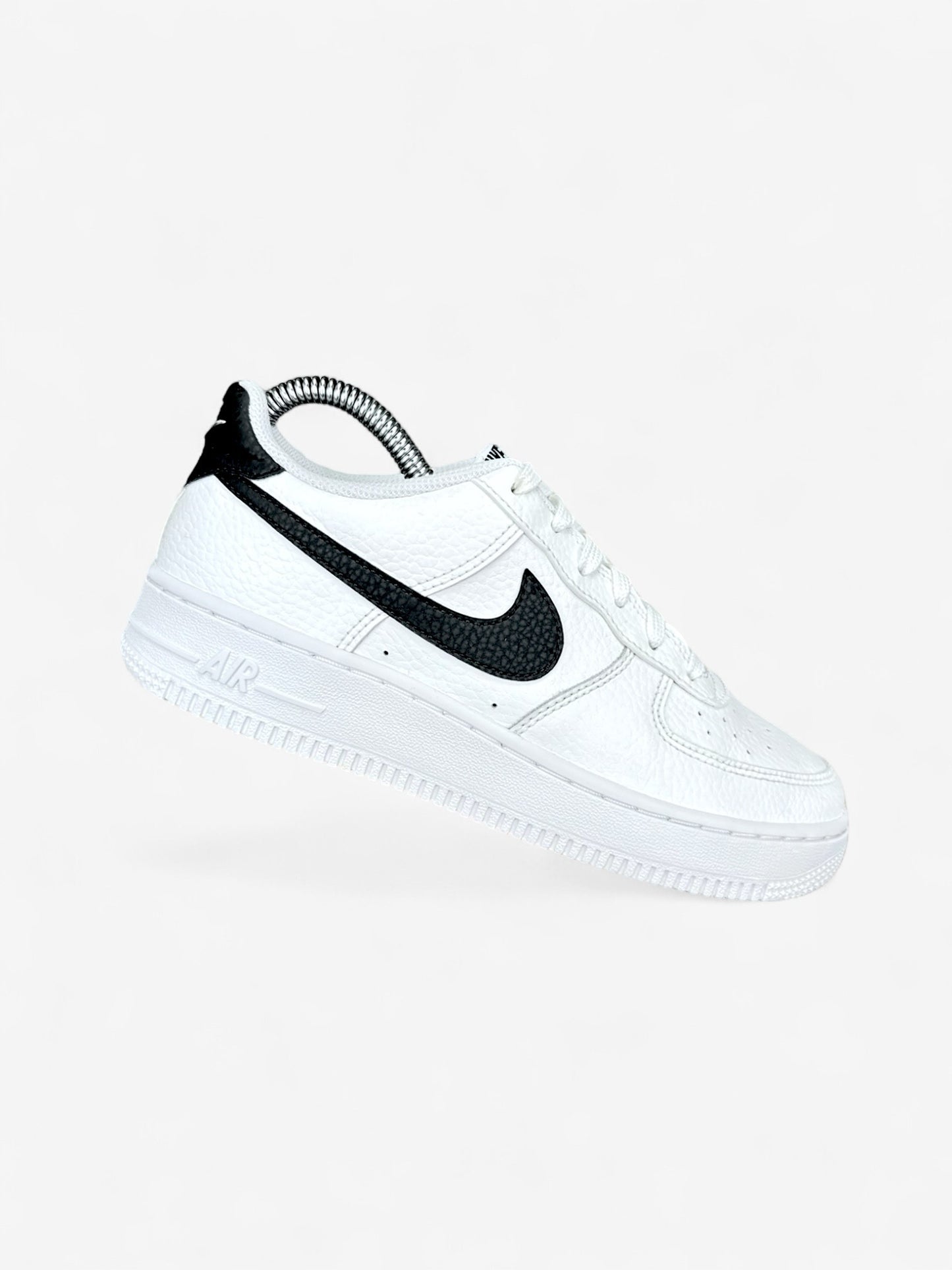 Nike Air Force 1 Low (37.5)