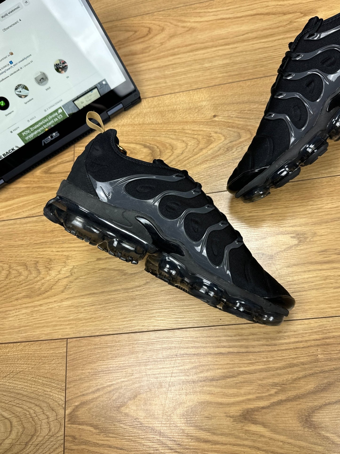 Nike Air Vapormax Plus (45.5)