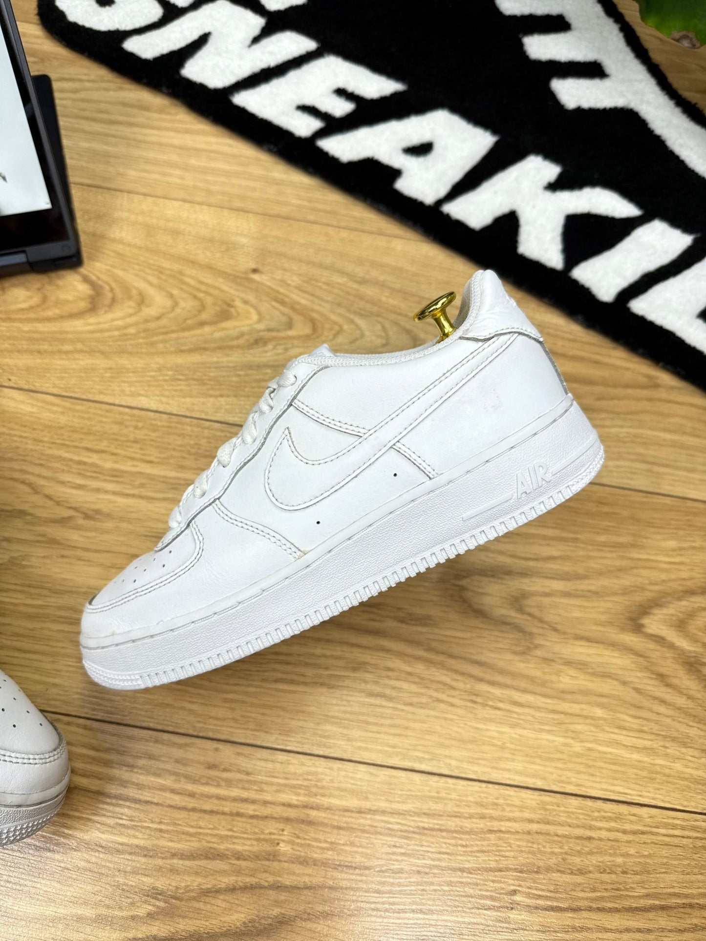 Nike Air Force 1 Low (40)