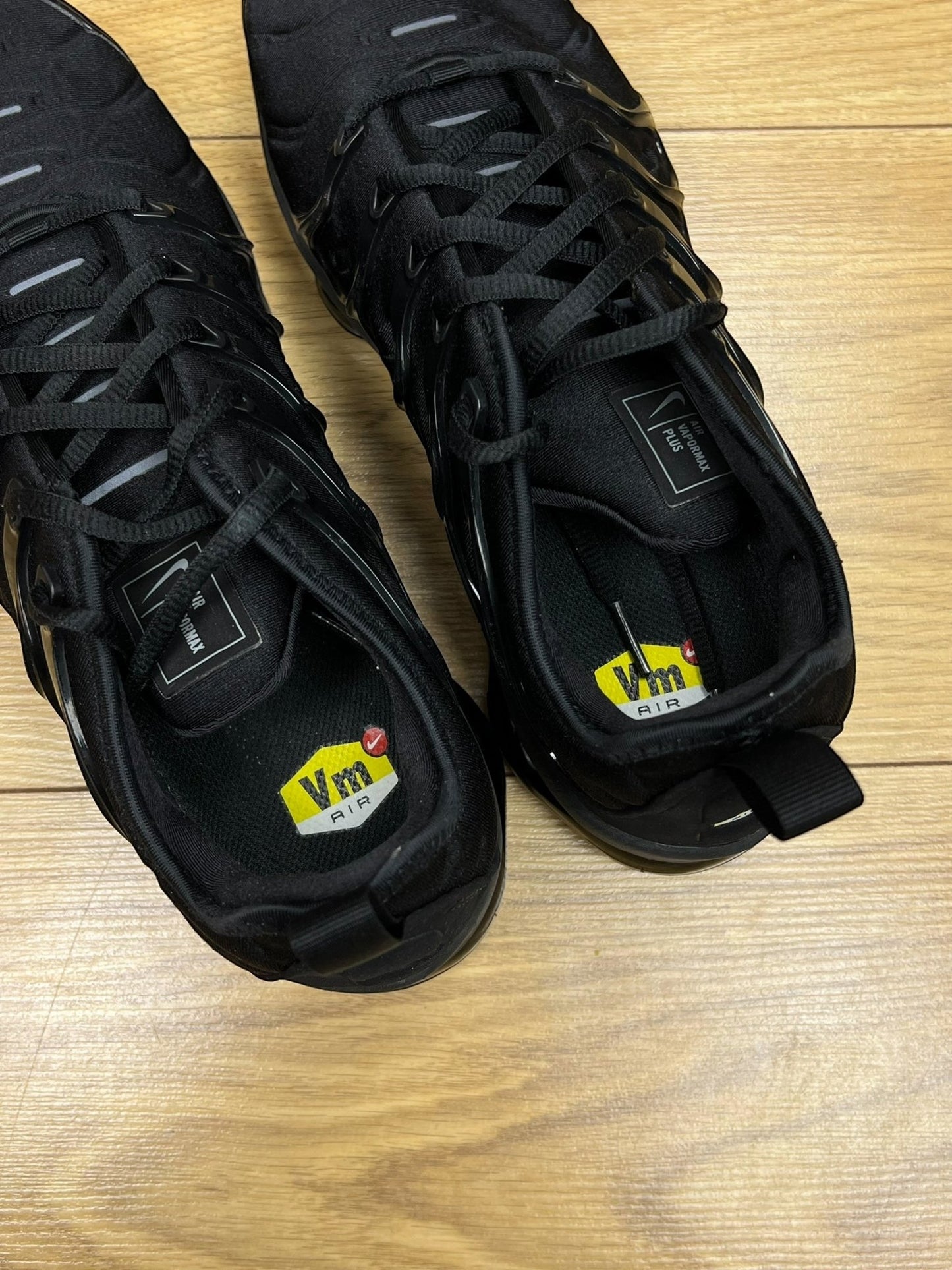 Nike Air Vapormax Plus (42.5)