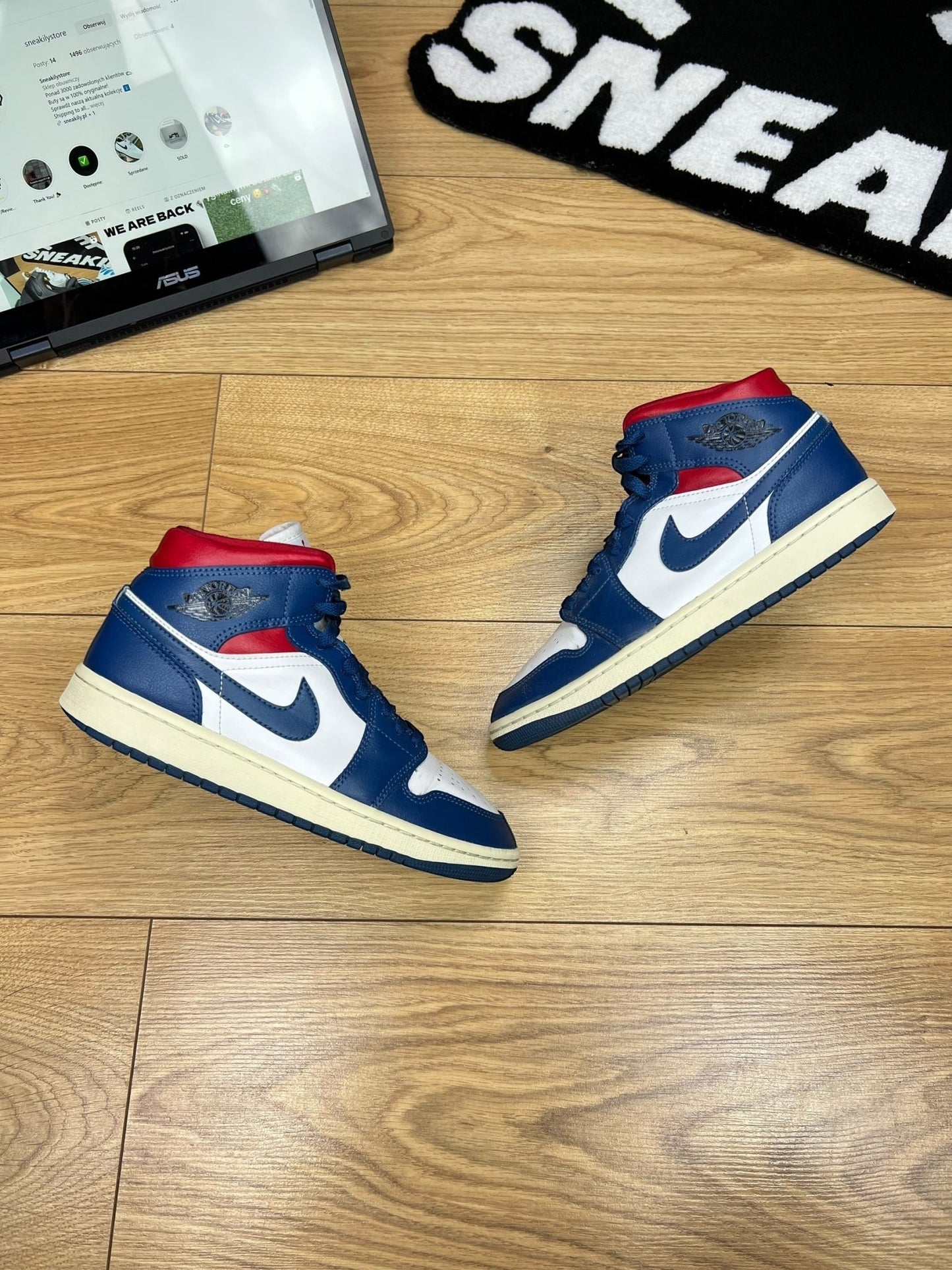 Nike Air Jordan 1 Mid (38.5)