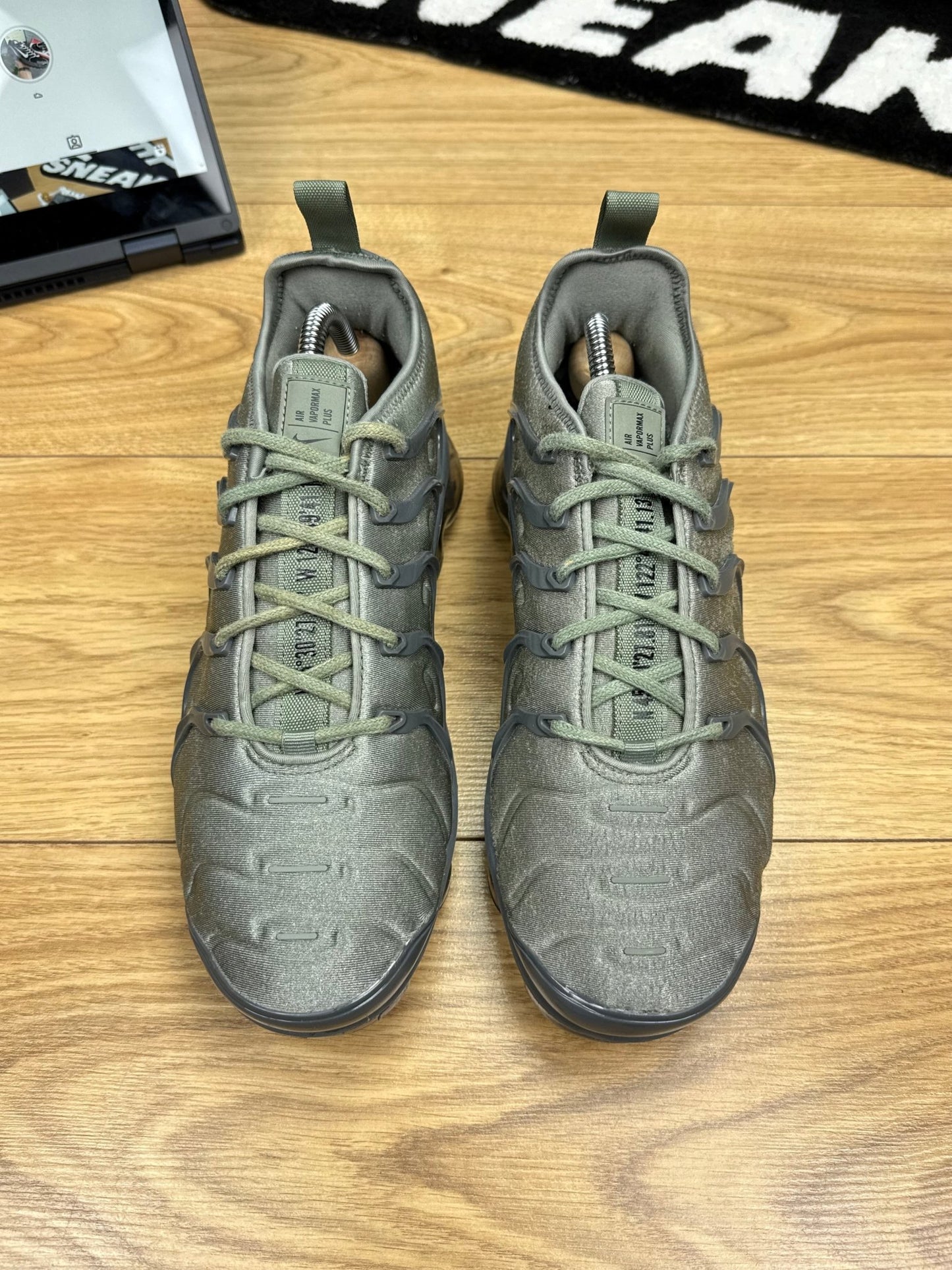 Nike Air Vapormax Plus (42.5)
