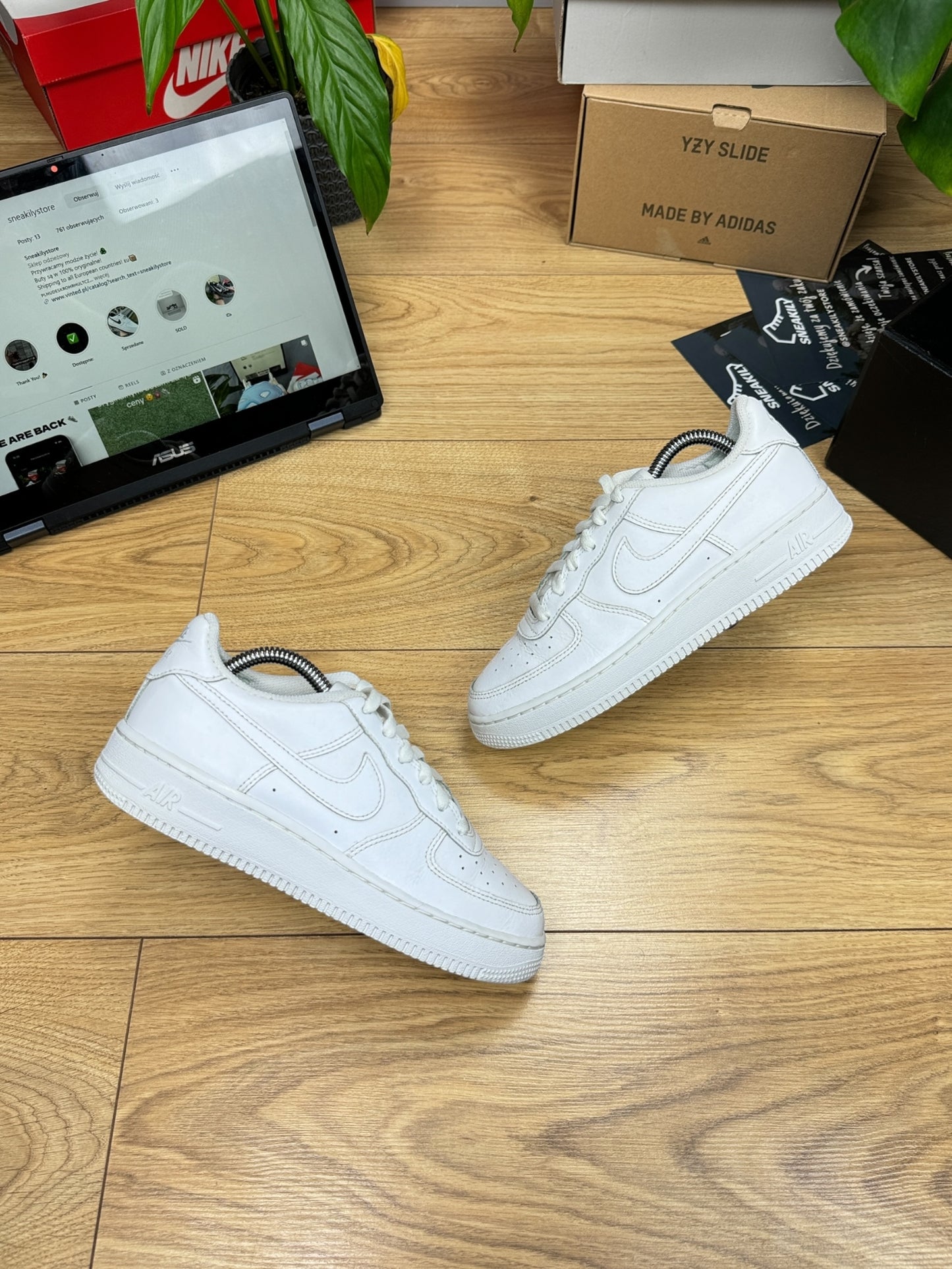 Nike Air Force 1 Low (37.5)
