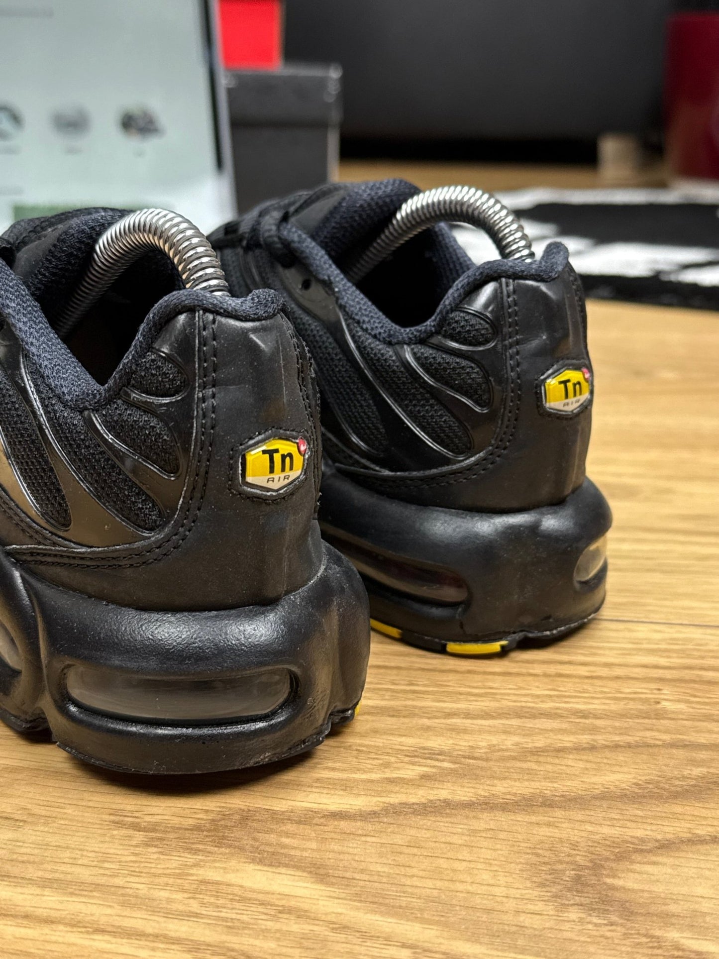 Nike Air Max Plus TN (37.5)