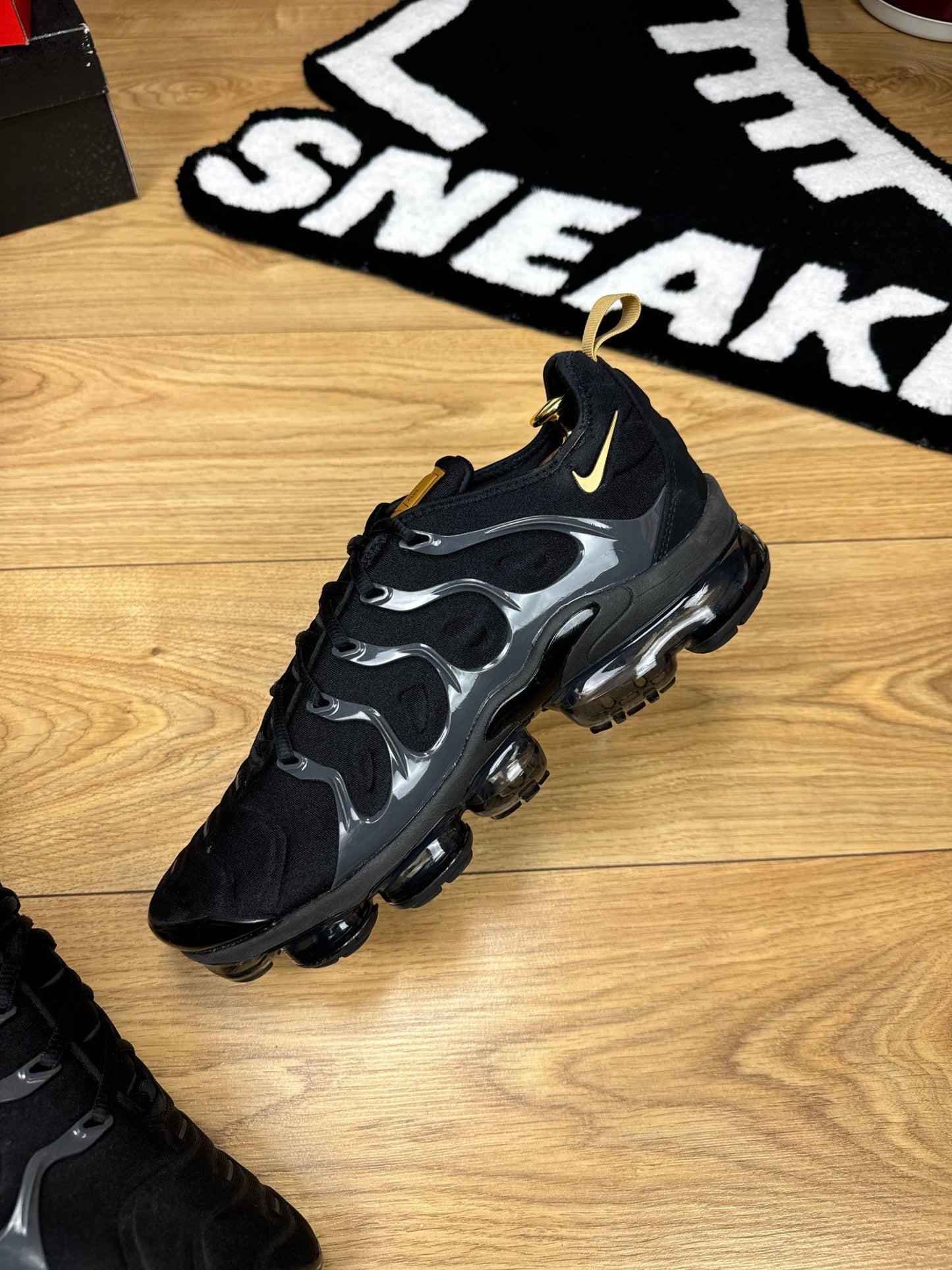 Nike Air Vapormax Plus (45.5)