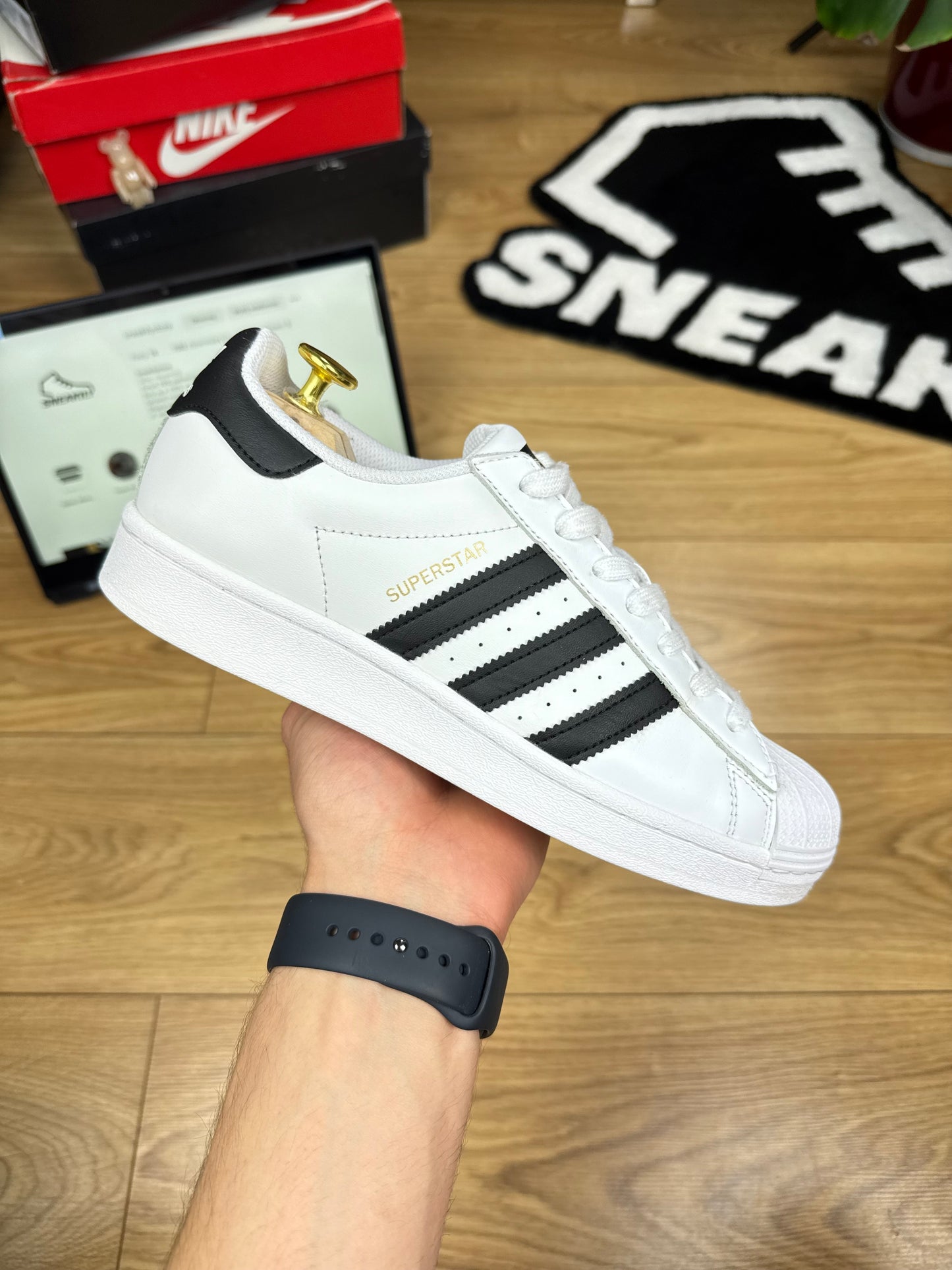 Adidas Superstar (40)